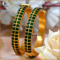 Exclusive Emerald Green Kundan Jadau Bangles