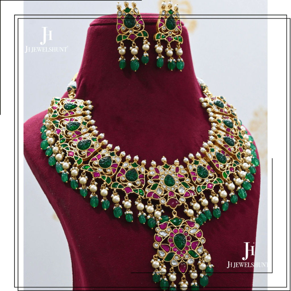 Exclusive Kundan Jadau emerald carving stones Bridal Necklace with earrings
