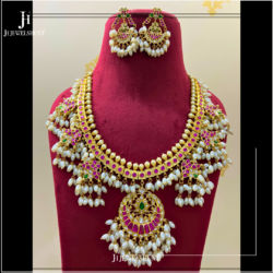 Kundan jadau beautiful guttupusallu with earrings