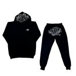 Conjunto Bordado Adulto | Syna World B. Blanco | Negro