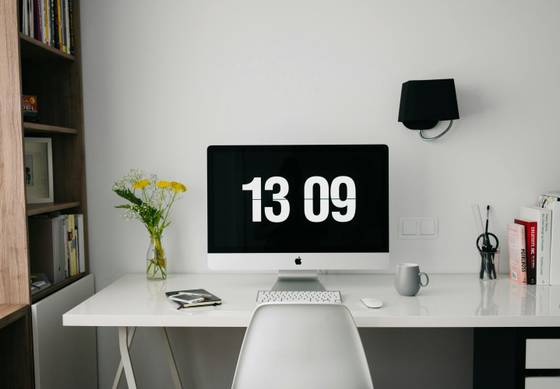 Aesthetic Setup wallpaper for iPad (11-inch) (2360x1640)