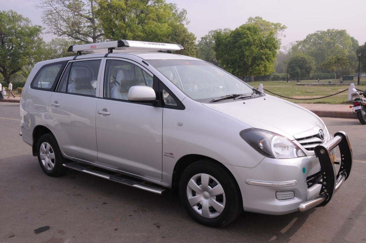 Exploring the Toyota Innova: India's Most Beloved Tourist Vehicle