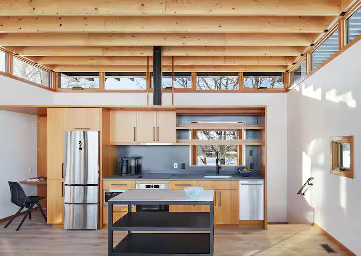 MetalLark Tower | Nordlys Lodging Co.