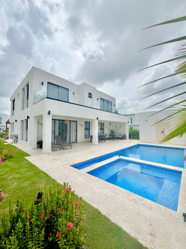 Stays in a Tropical Setting