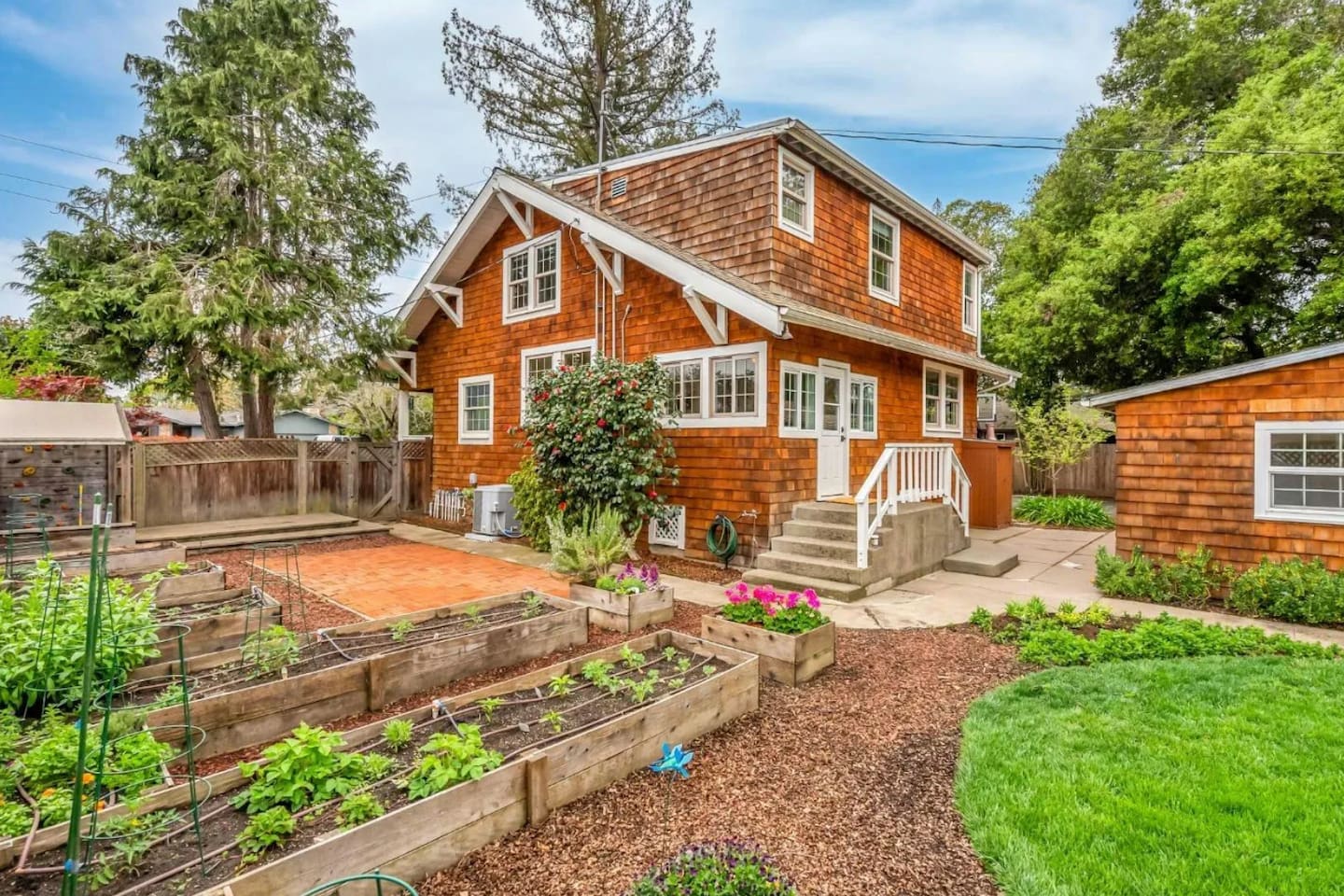 Lincoln Cottage
