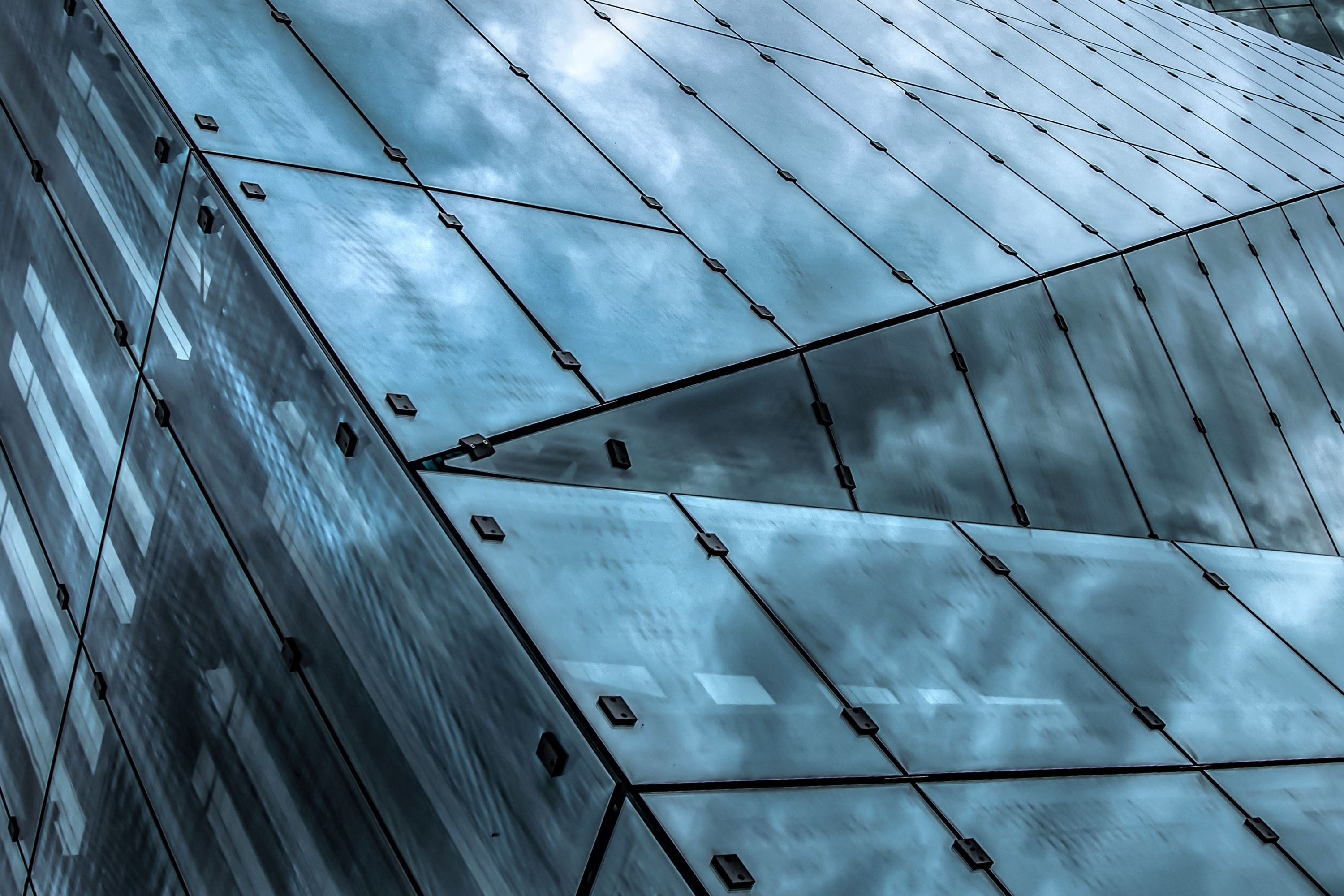 Glaskonstruktion Relis AG