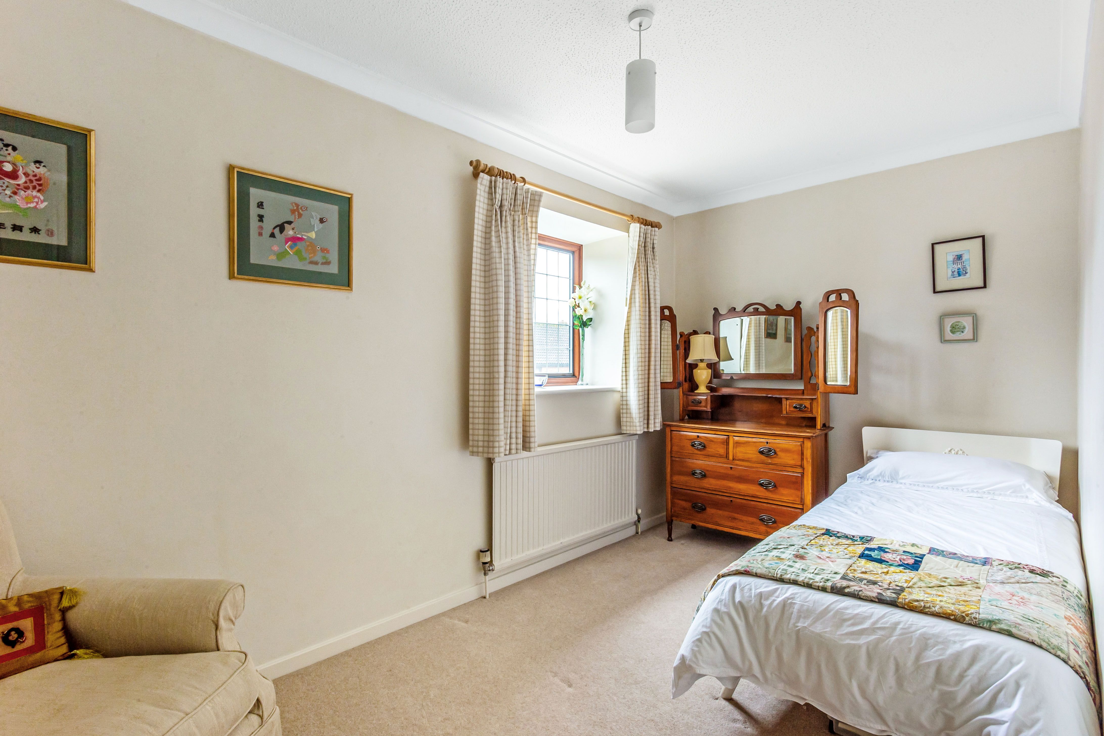 Camden Park, Tunbridge Wells, TN2 Street