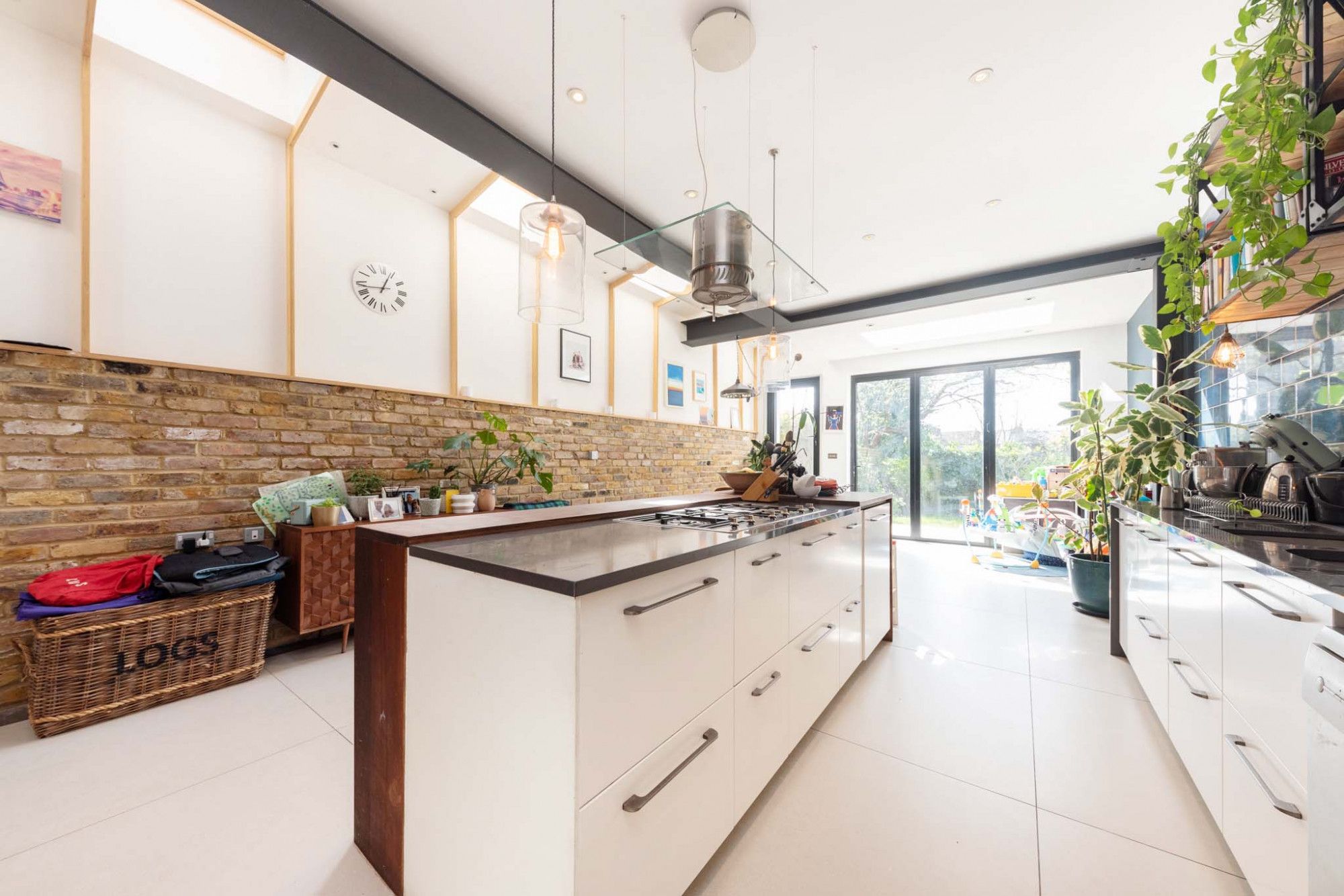 133 Bathurst Gardens Image