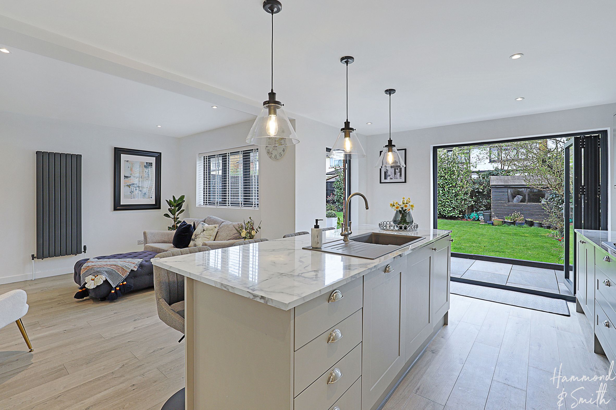 Great Lawn, Ongar, CM5 Street