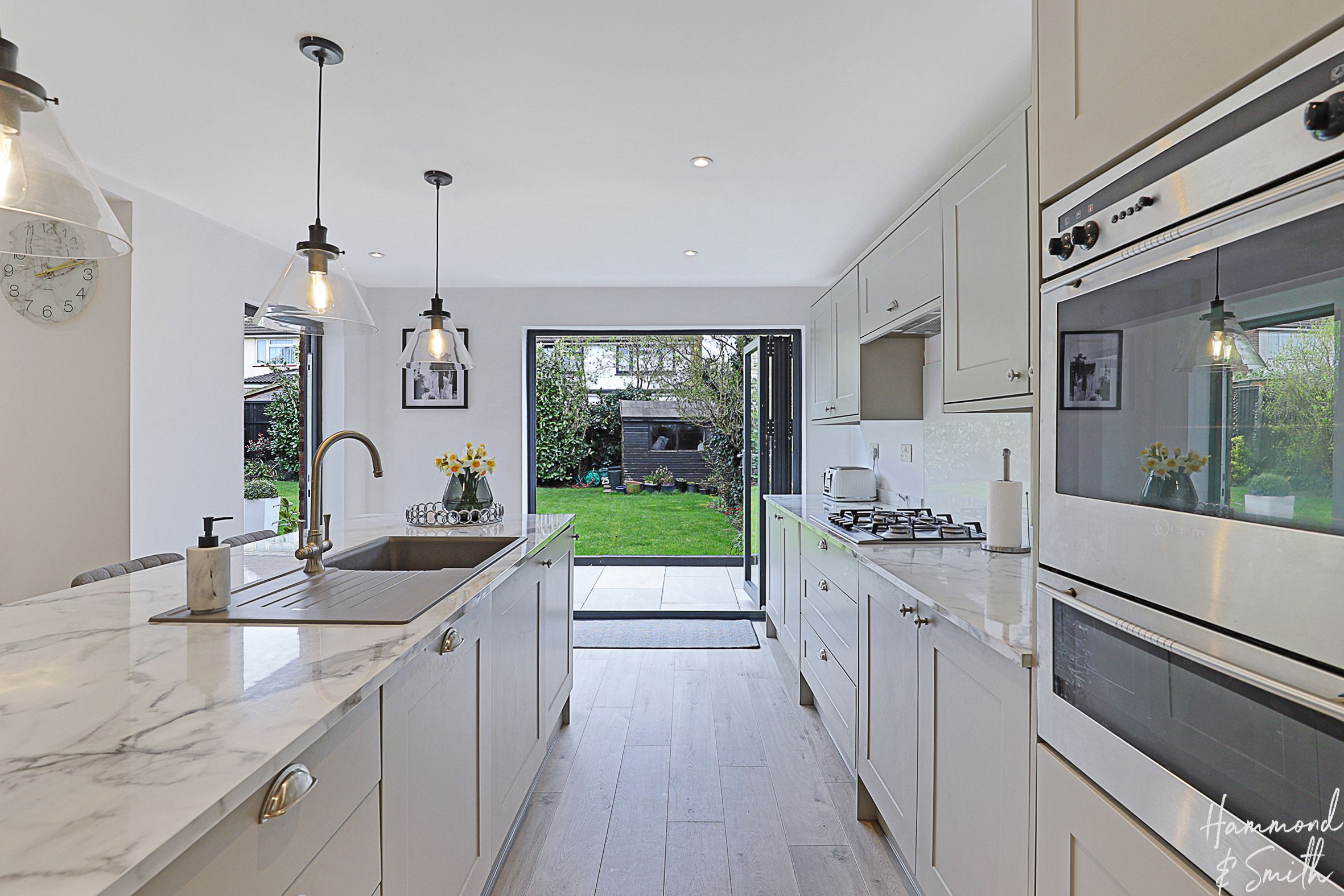 Great Lawn, Ongar, CM5 Street