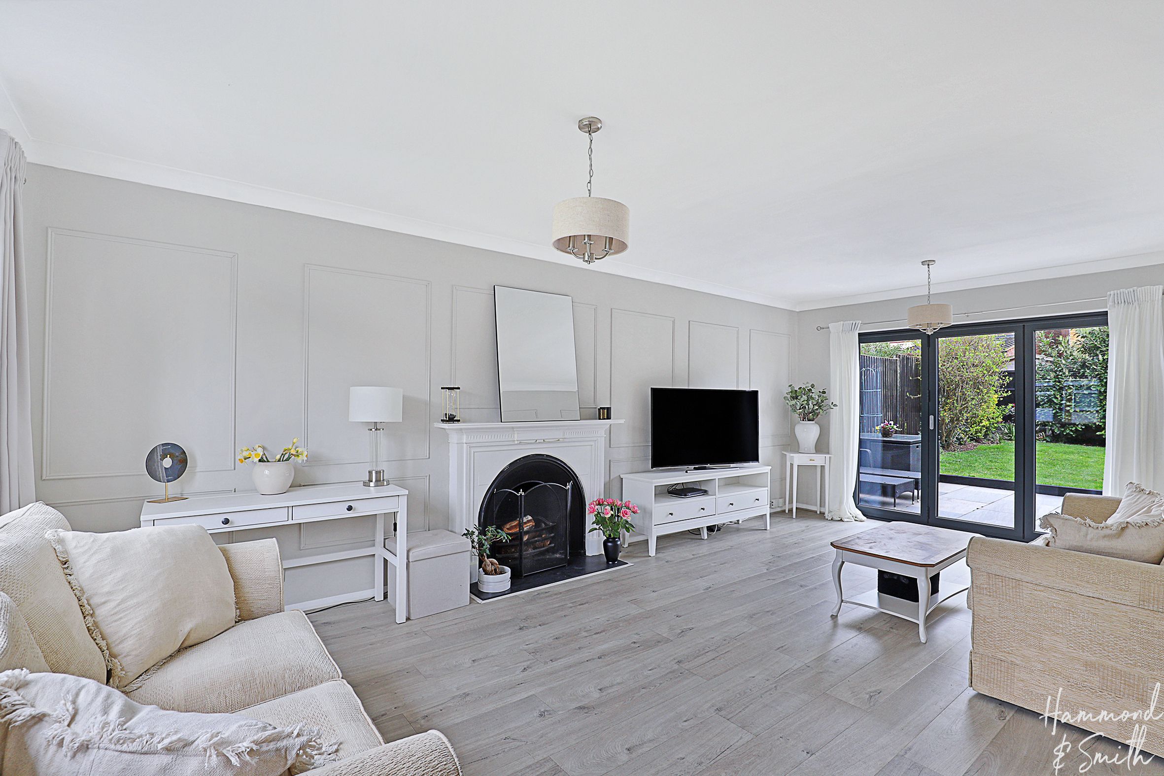 Great Lawn, Ongar, CM5 Street