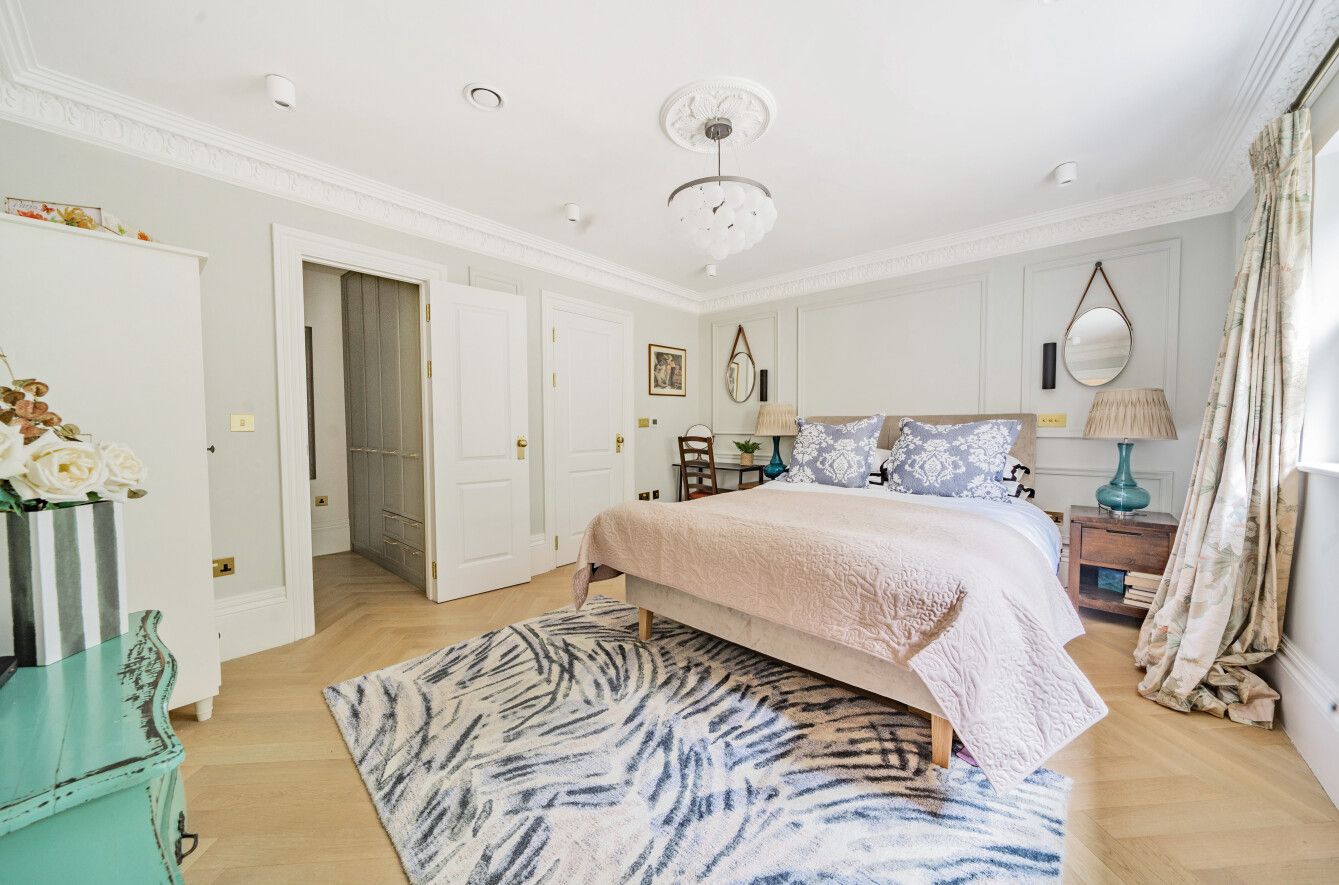 Broadwater Down, Tunbridge Wells, TN2 Street