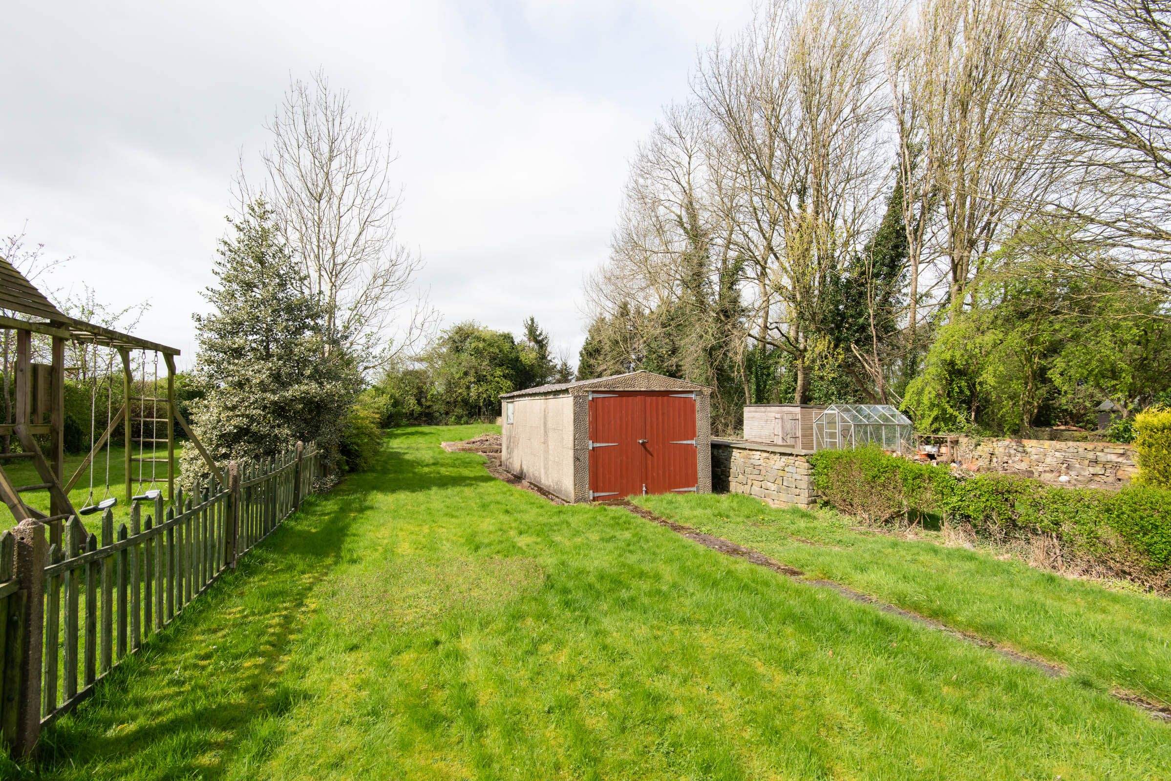 Stretton Road, Clay Cross, S45 Street