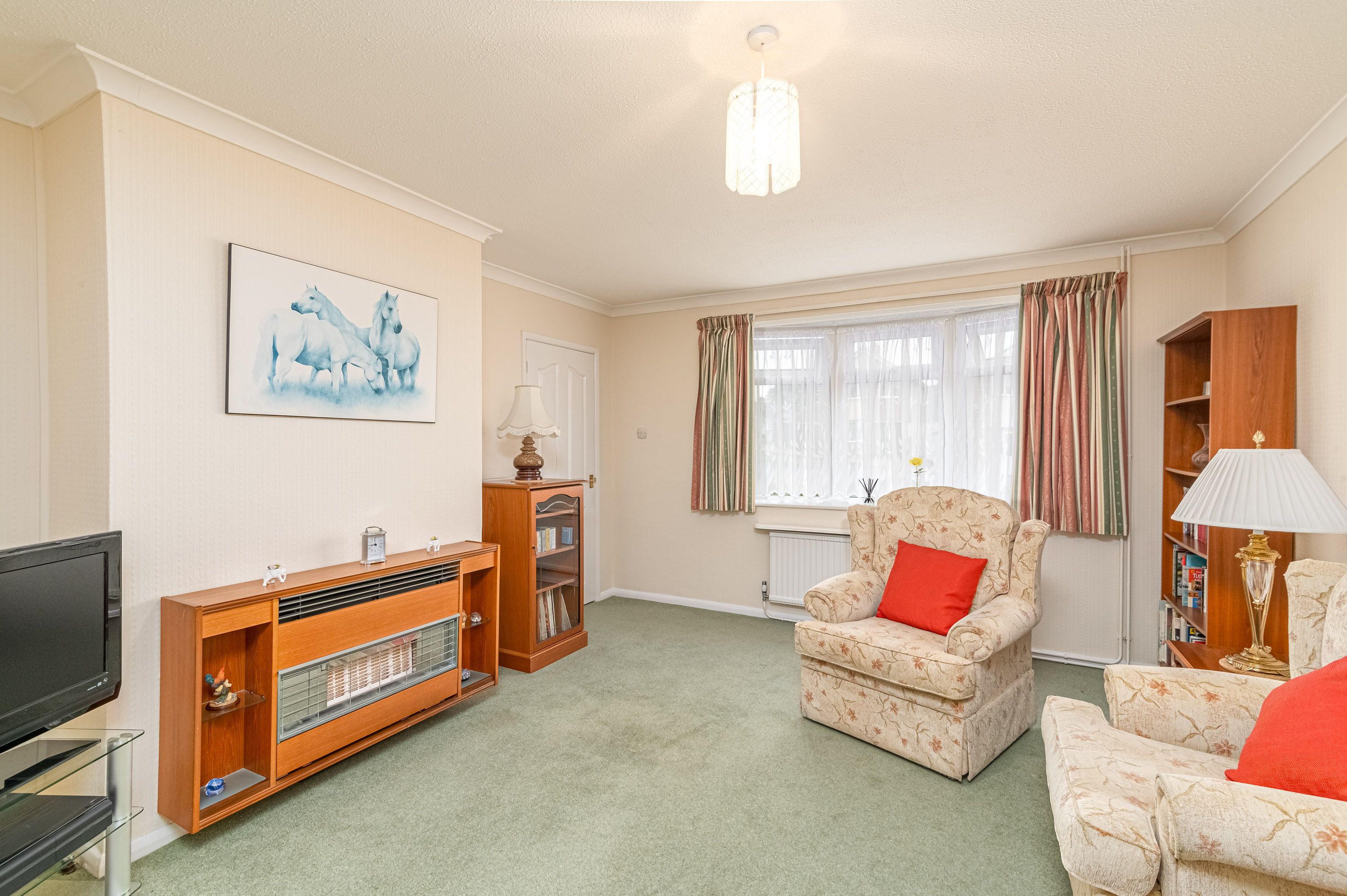 Roche Way, Wellingborough, NN8 Street