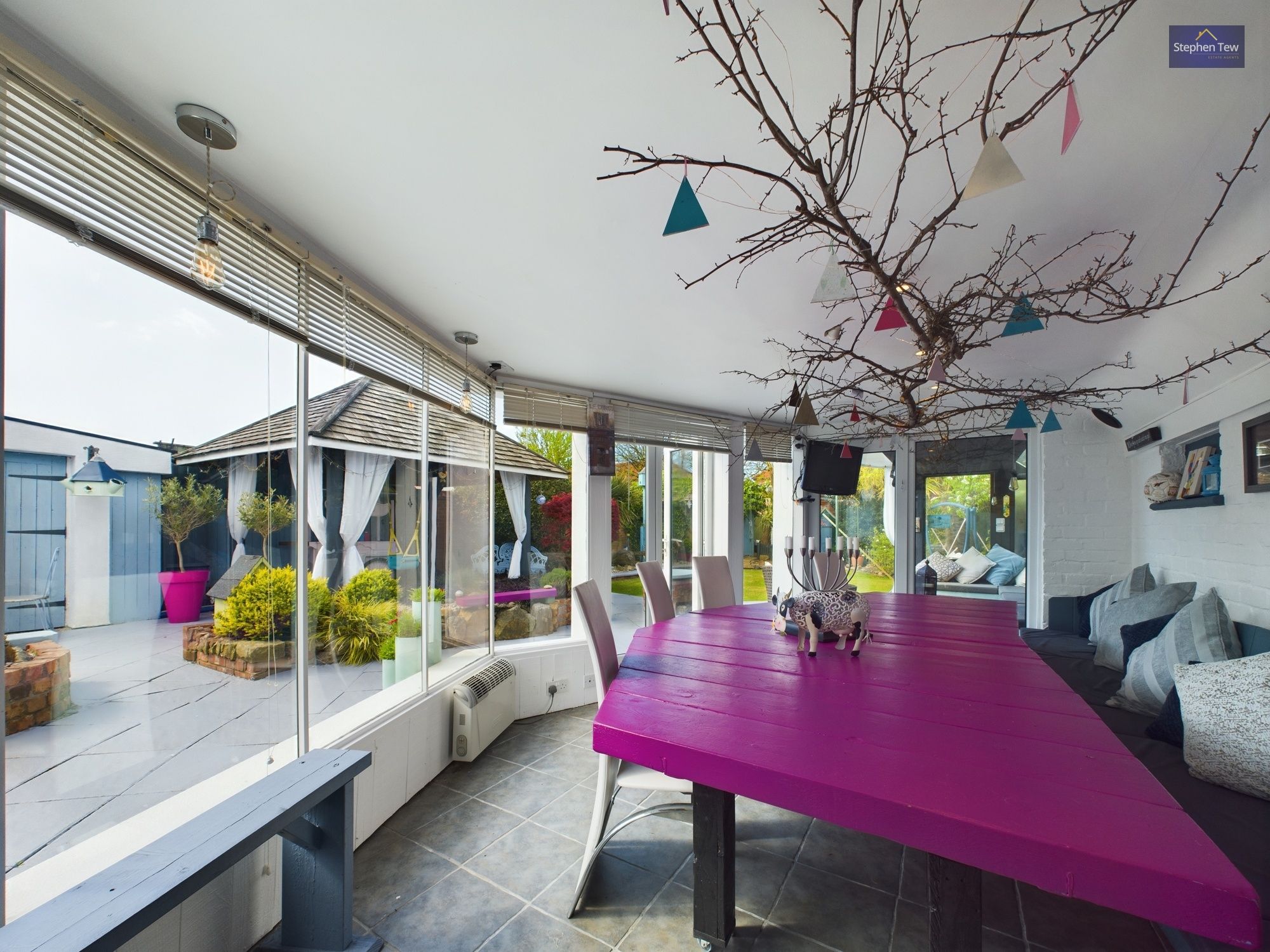 Faringdon Avenue, Blackpool, FY4 Street