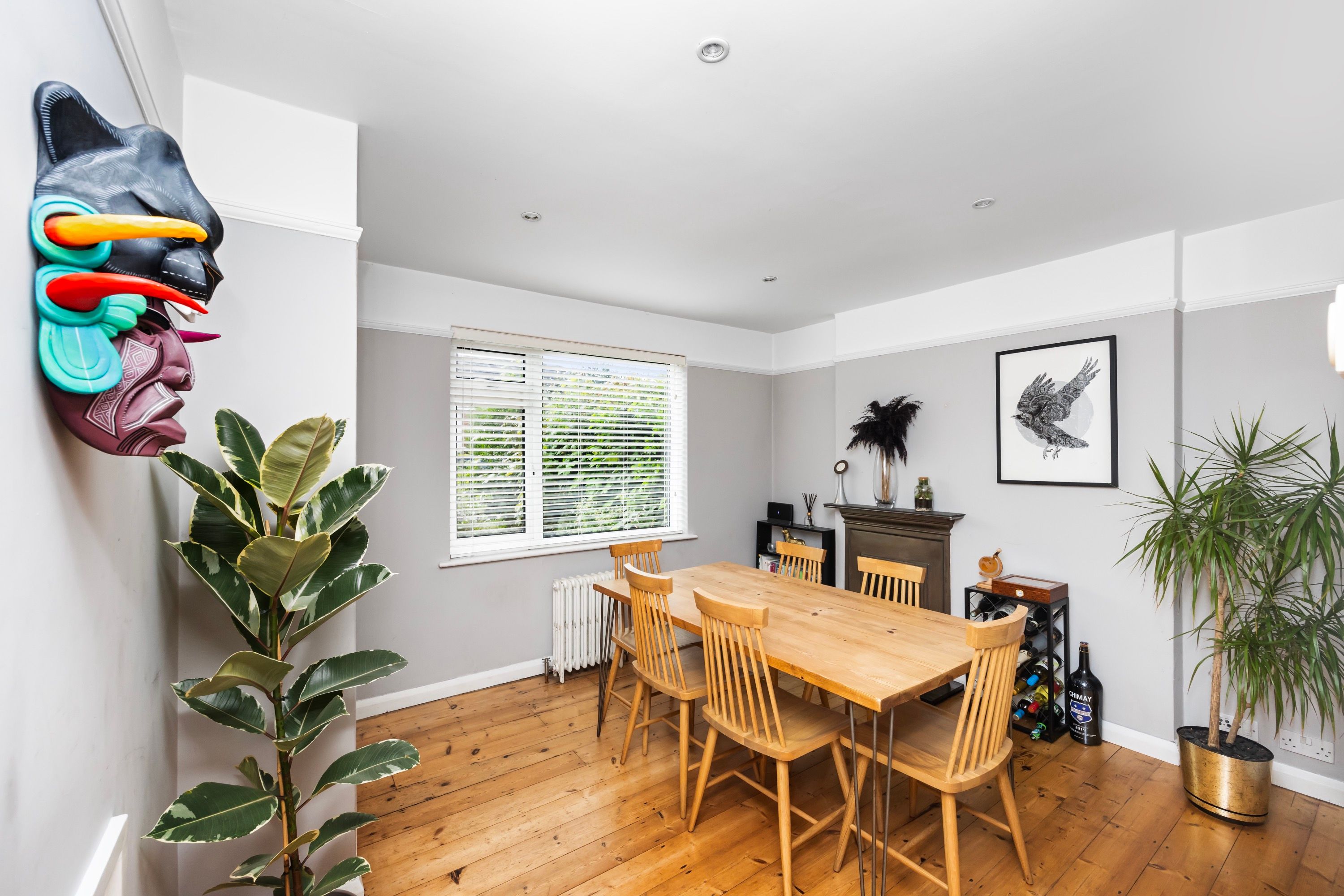 Lowfield Road, Haywards Heath, RH16 Street