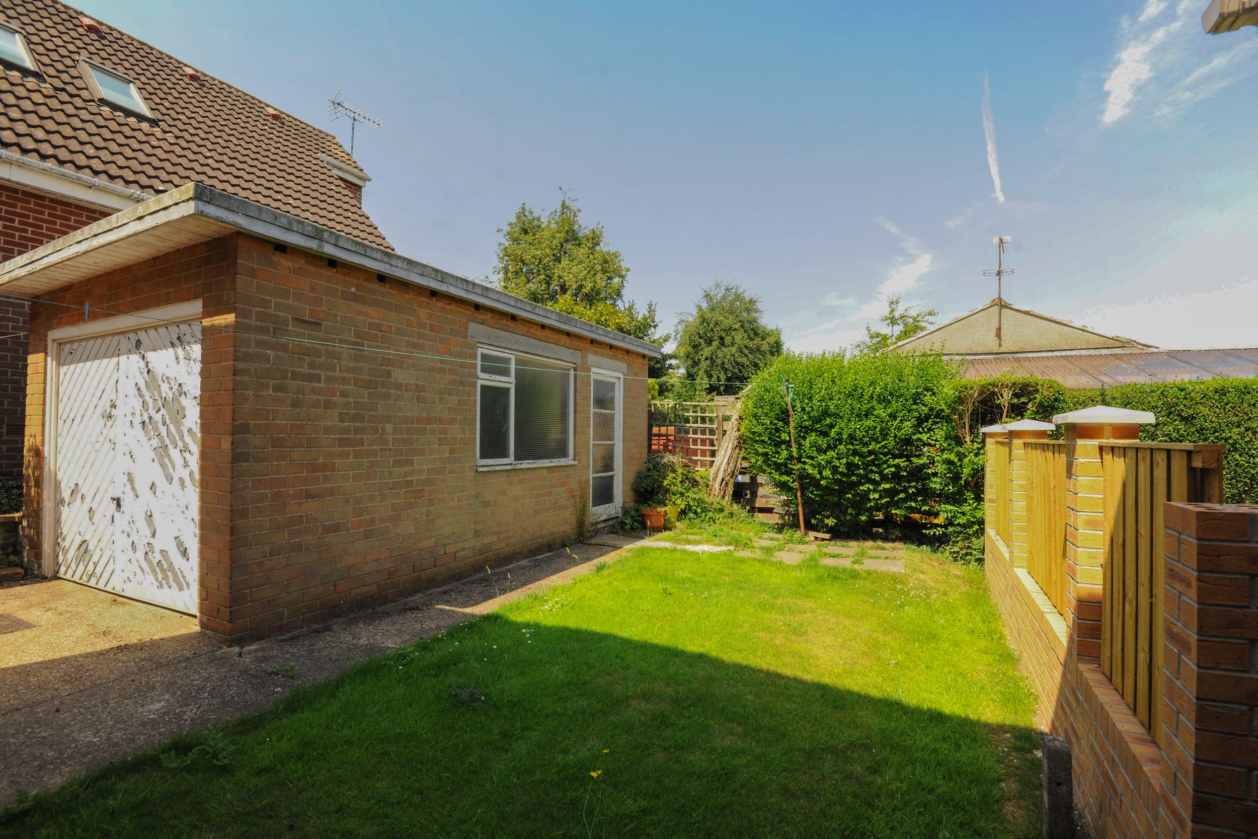 Mount View Road, Sheffield, S8 Street