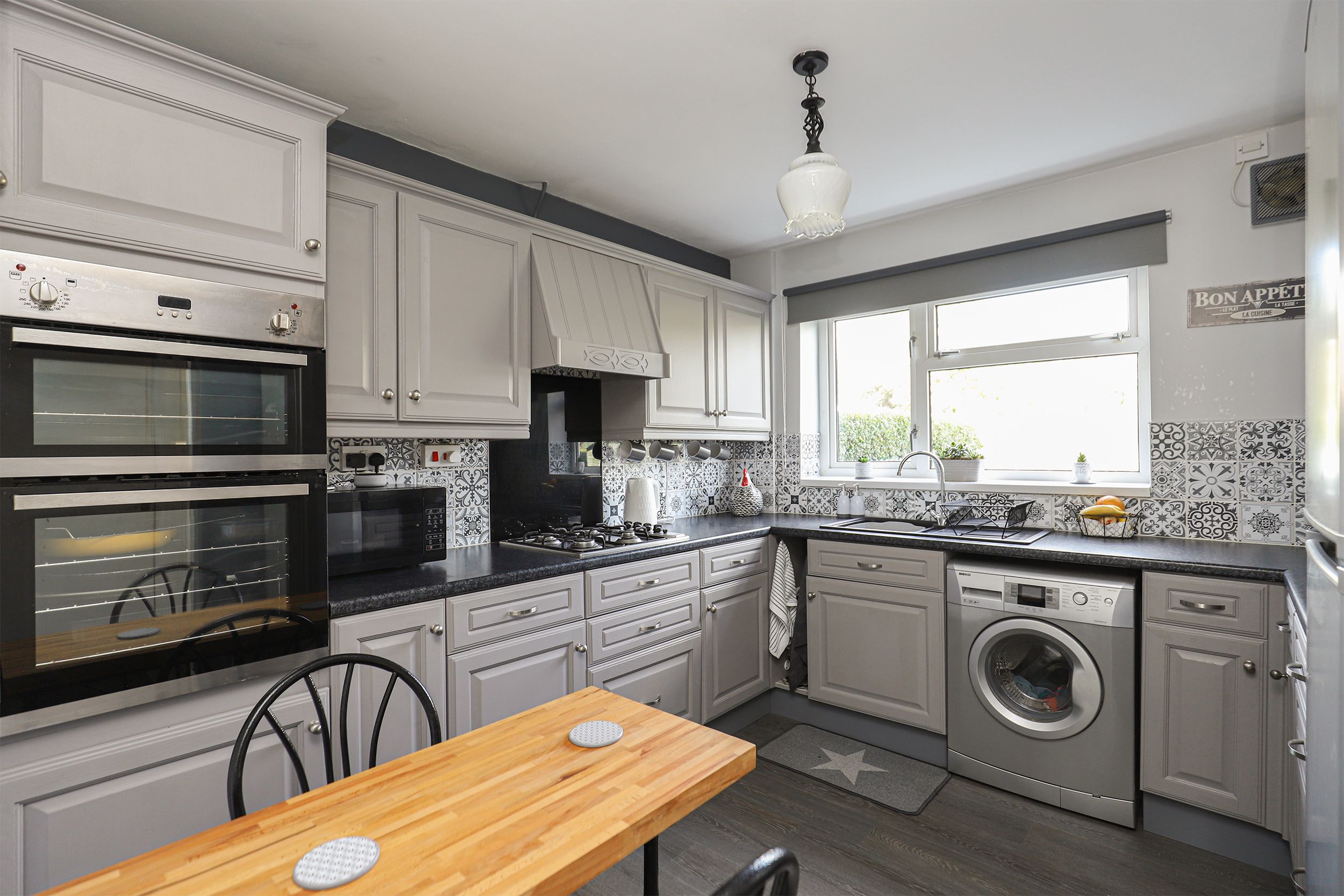 Maynard Road, Chesterfield, S40 Street