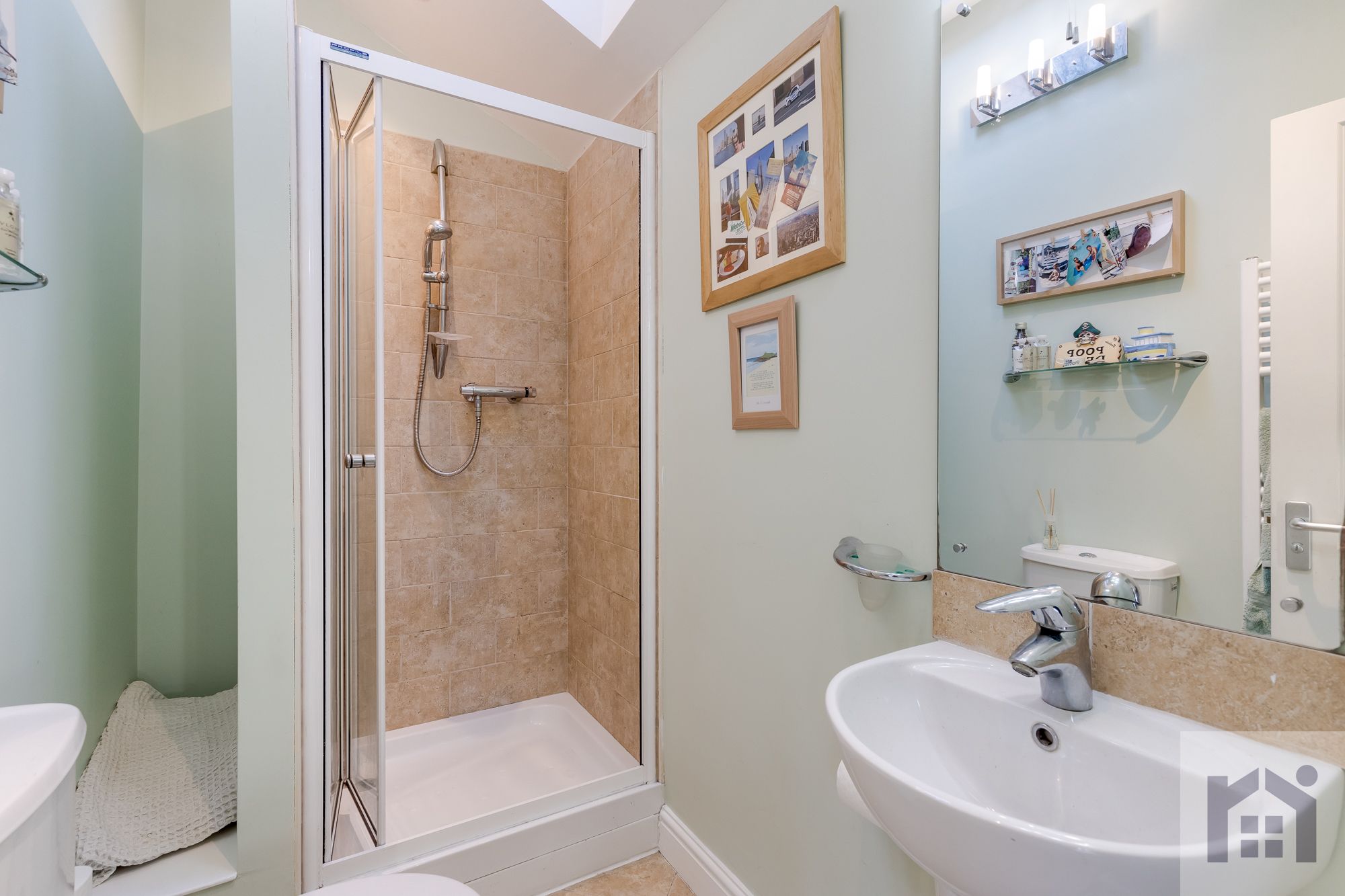 Wigan Road, Euxton, PR7 6LP Street