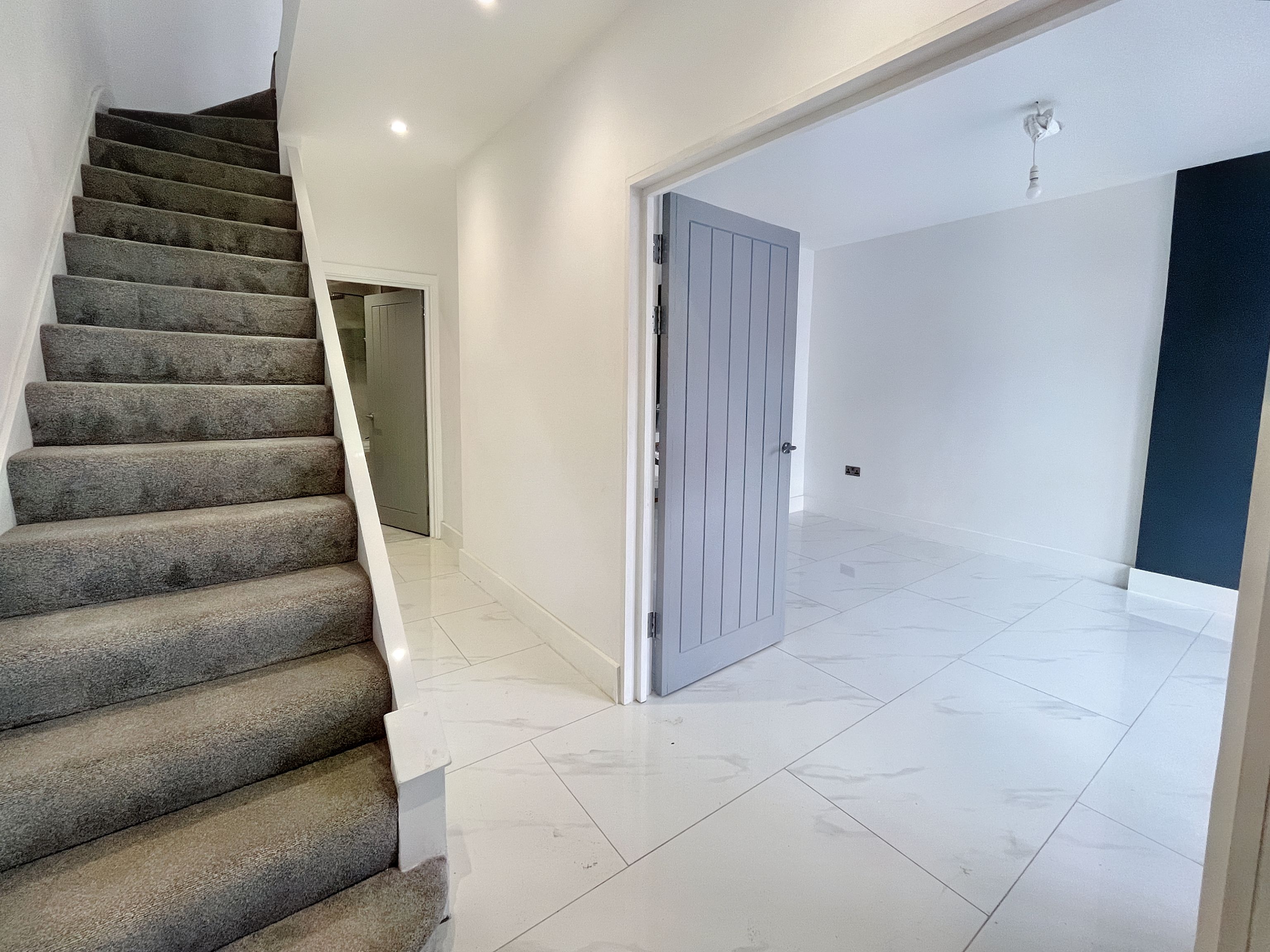 North Avenue, SouthendOnSea, SS2 Street