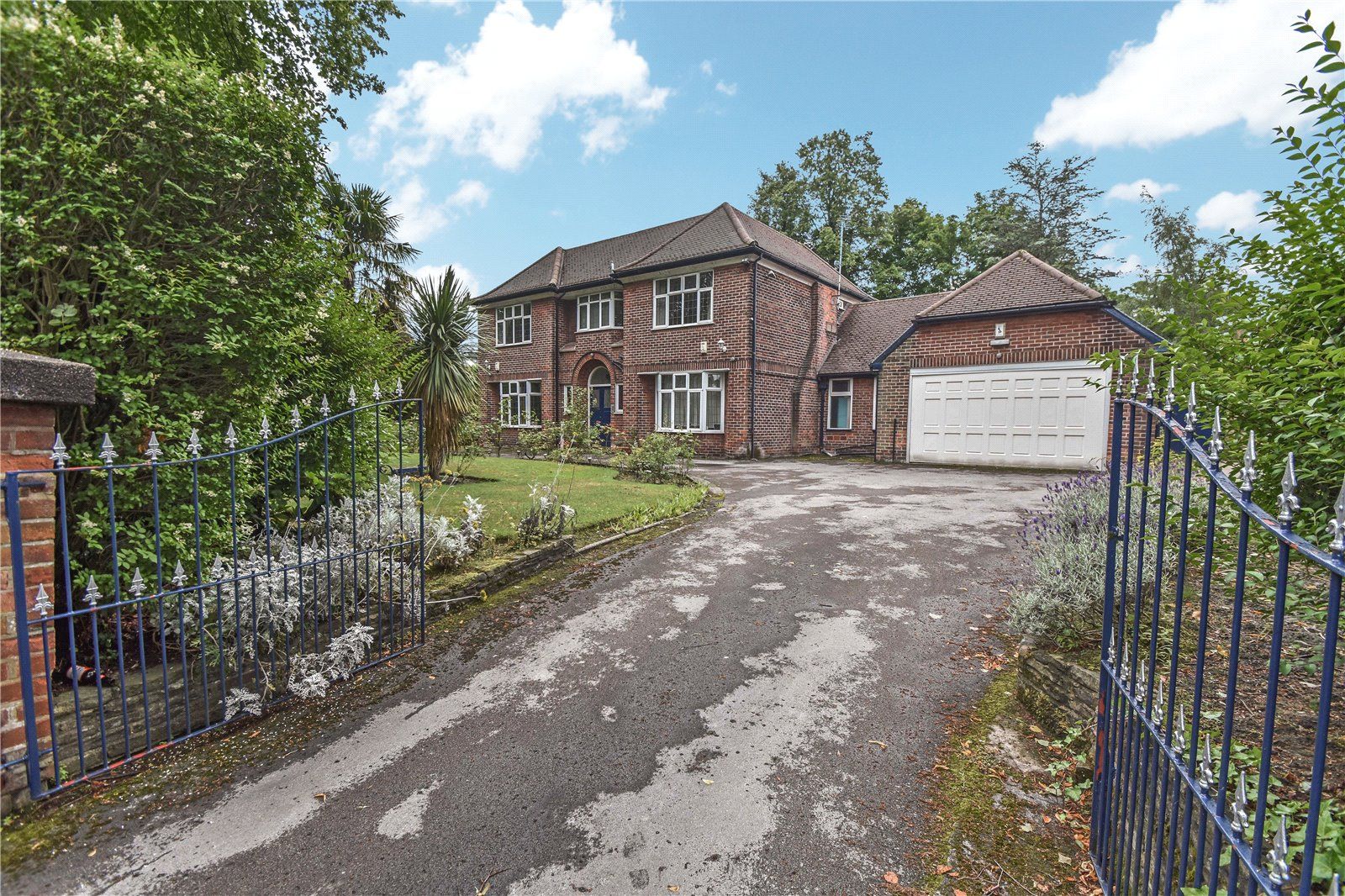 Upper Park Road, Salford, M7 Street