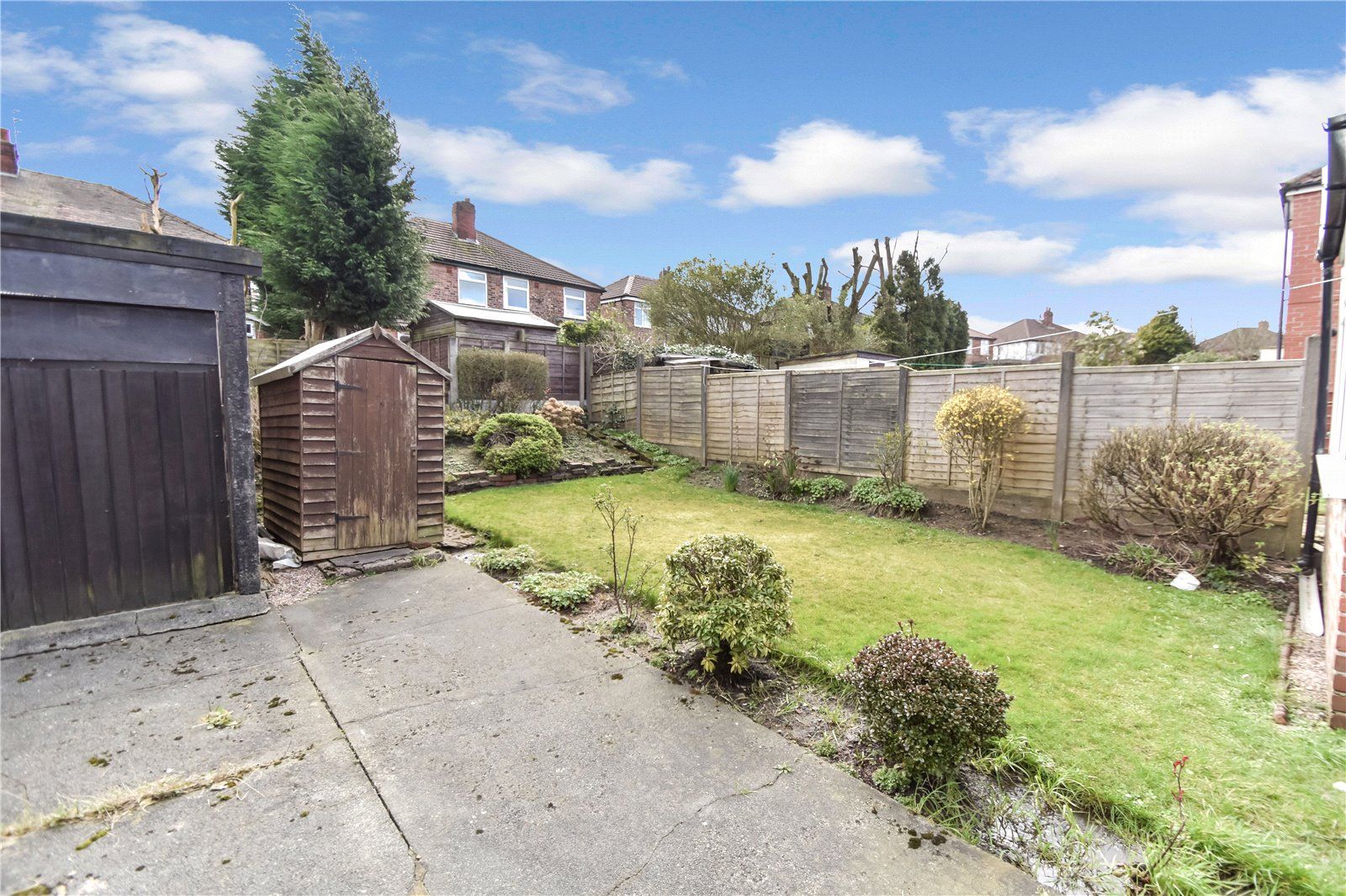 Charlbury Avenue, Prestwich, M25 Street