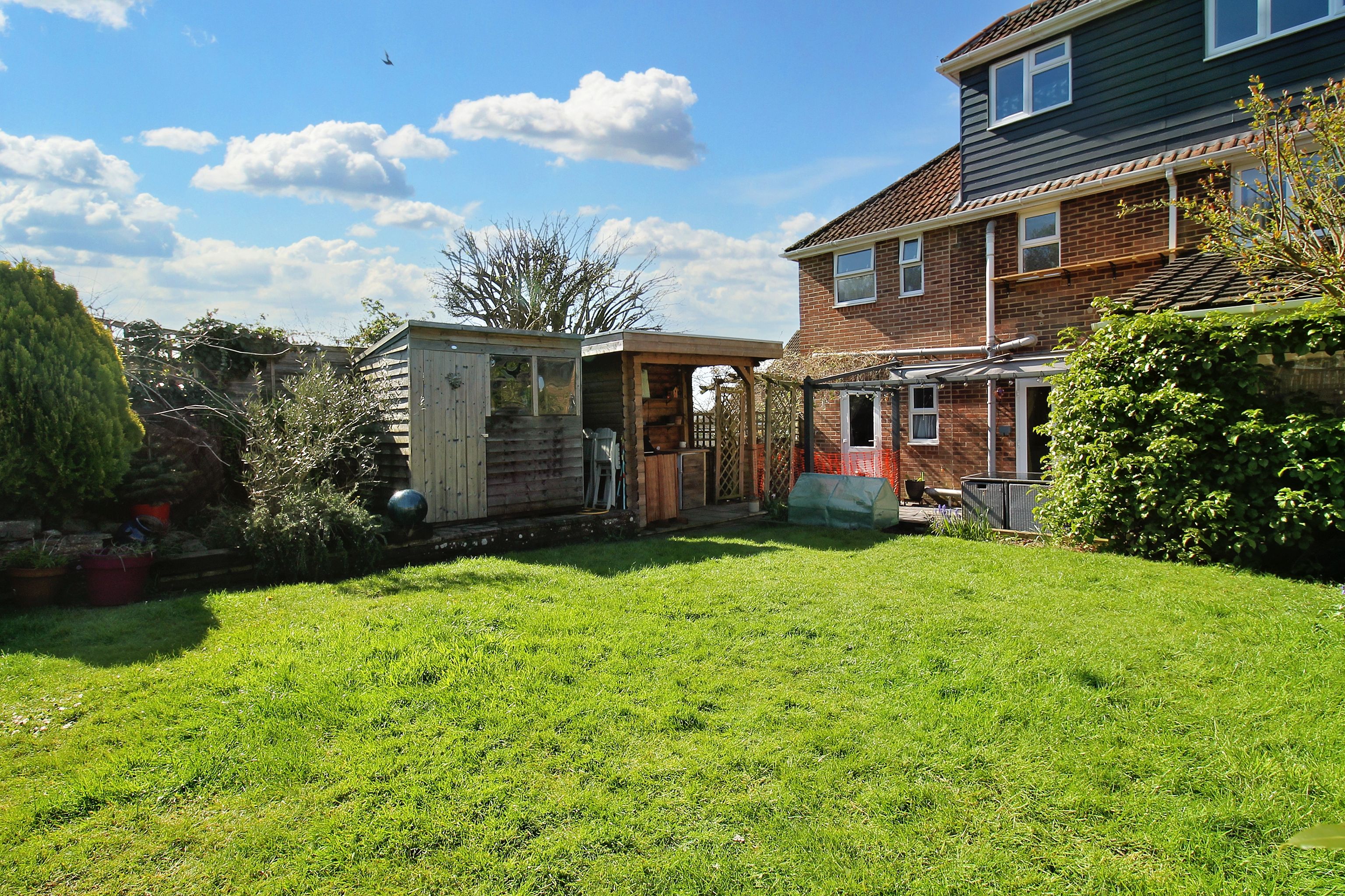 Underwood Road, SO50 Street