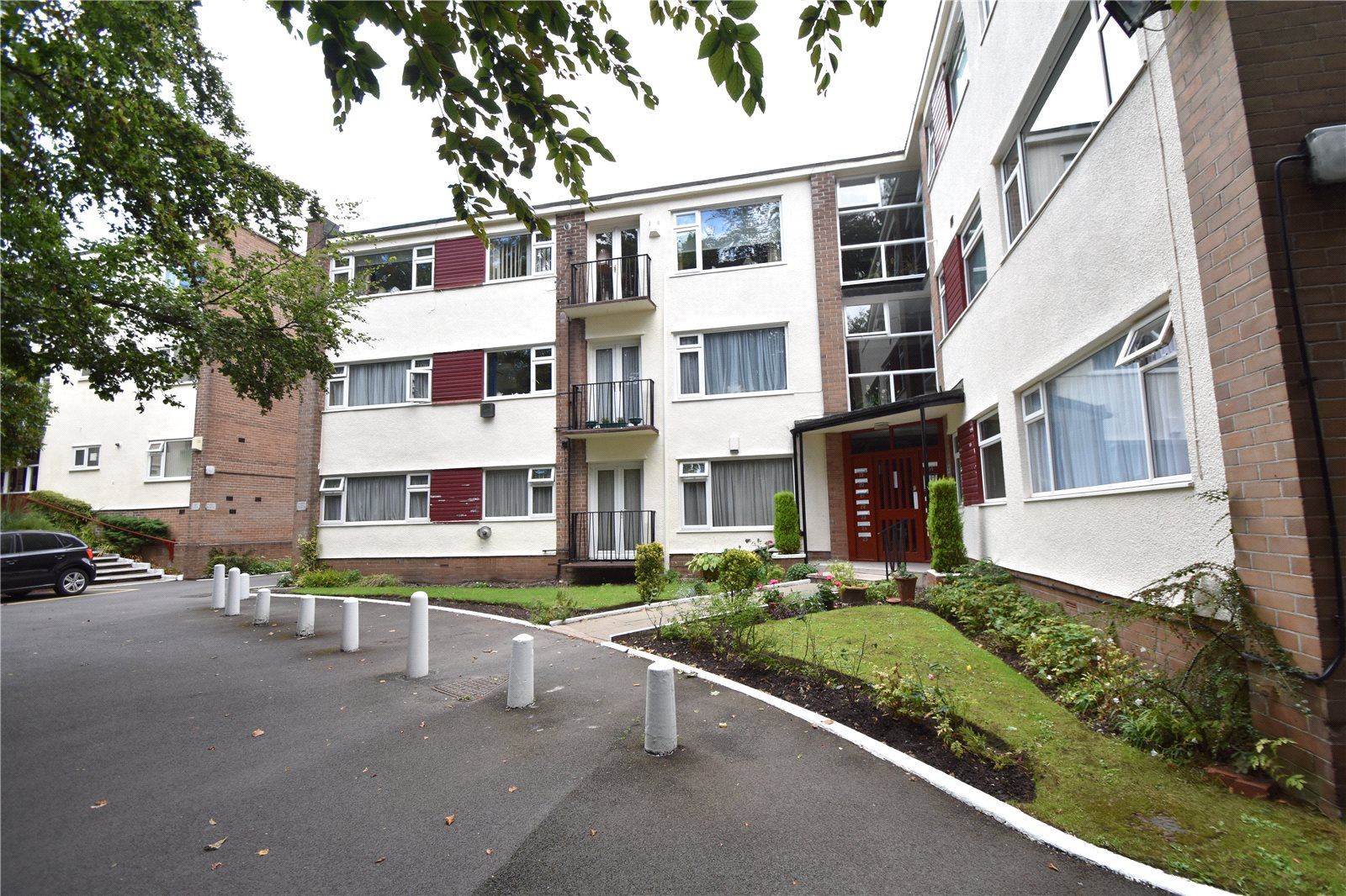 Bury New Road, Park Lane Court, M7 Street