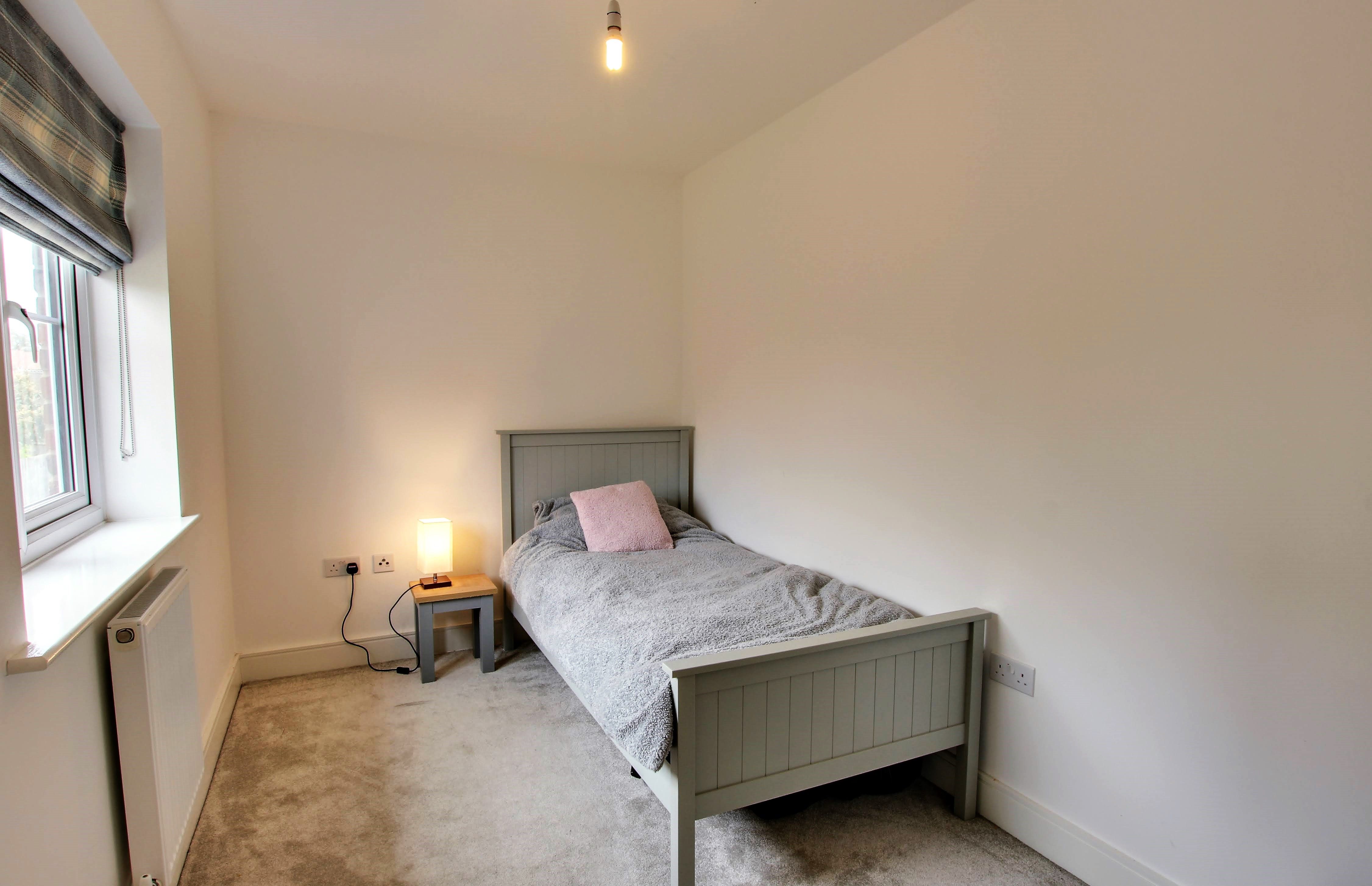 Rocky Drive, Haywards Heath, RH16 Street