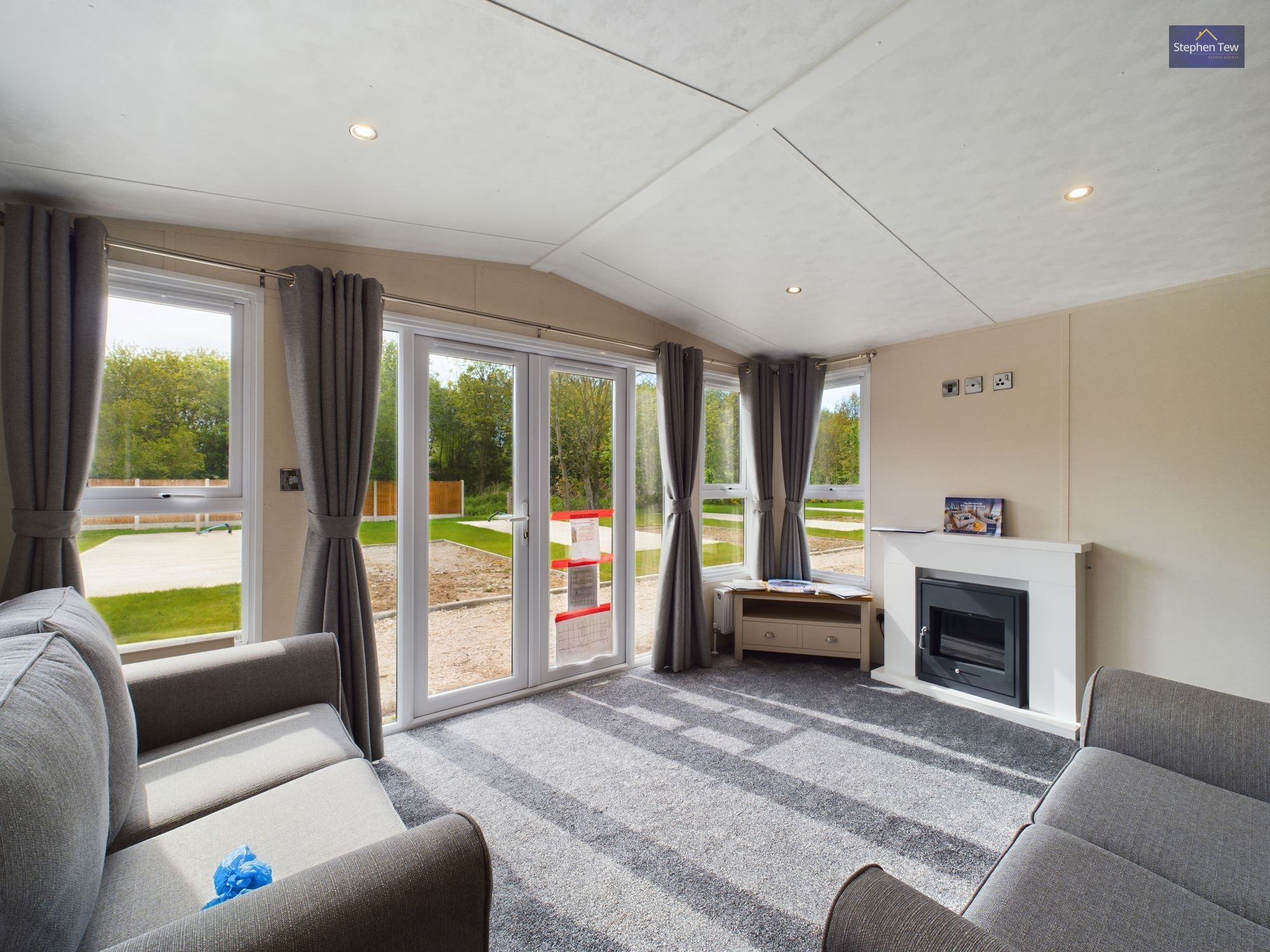 Preston New Road, Blackpool, FY4 Street