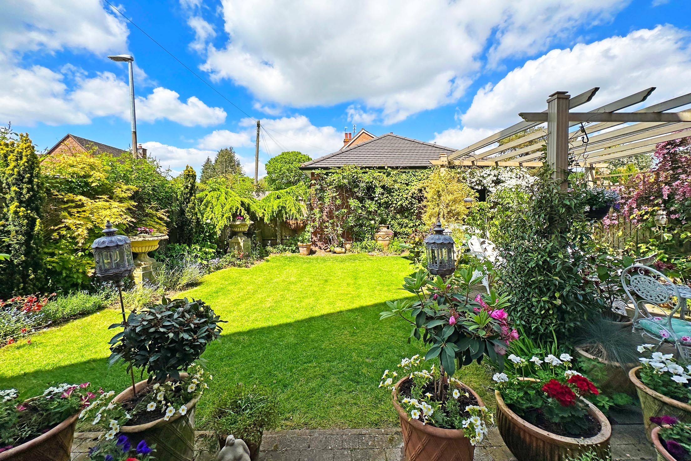 Catherine's House, 455 Lugtrout Lane, Catherine De Barnes, B91 2TL Street