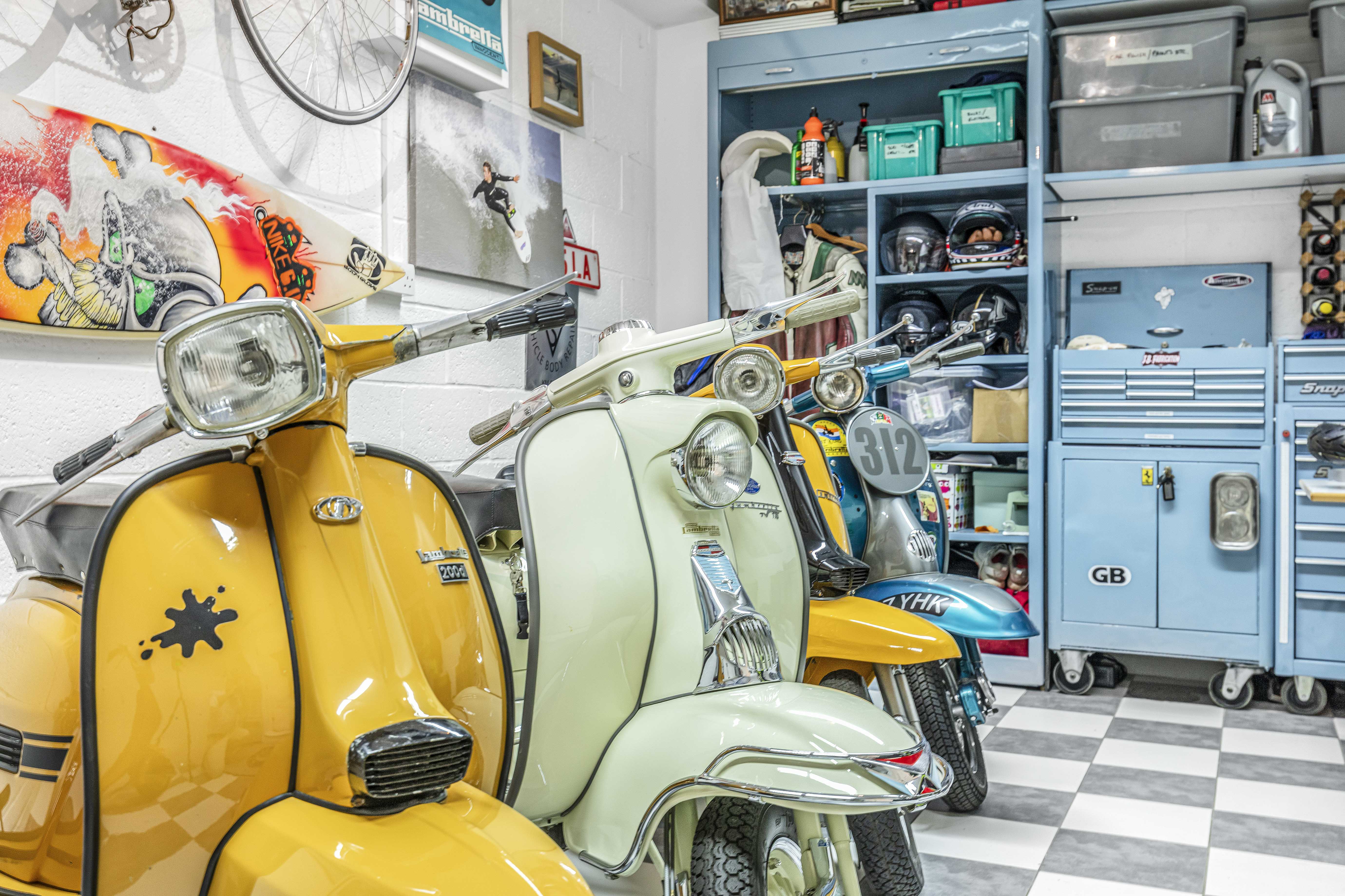 Hillbrow Road, Esher, KT10 Street