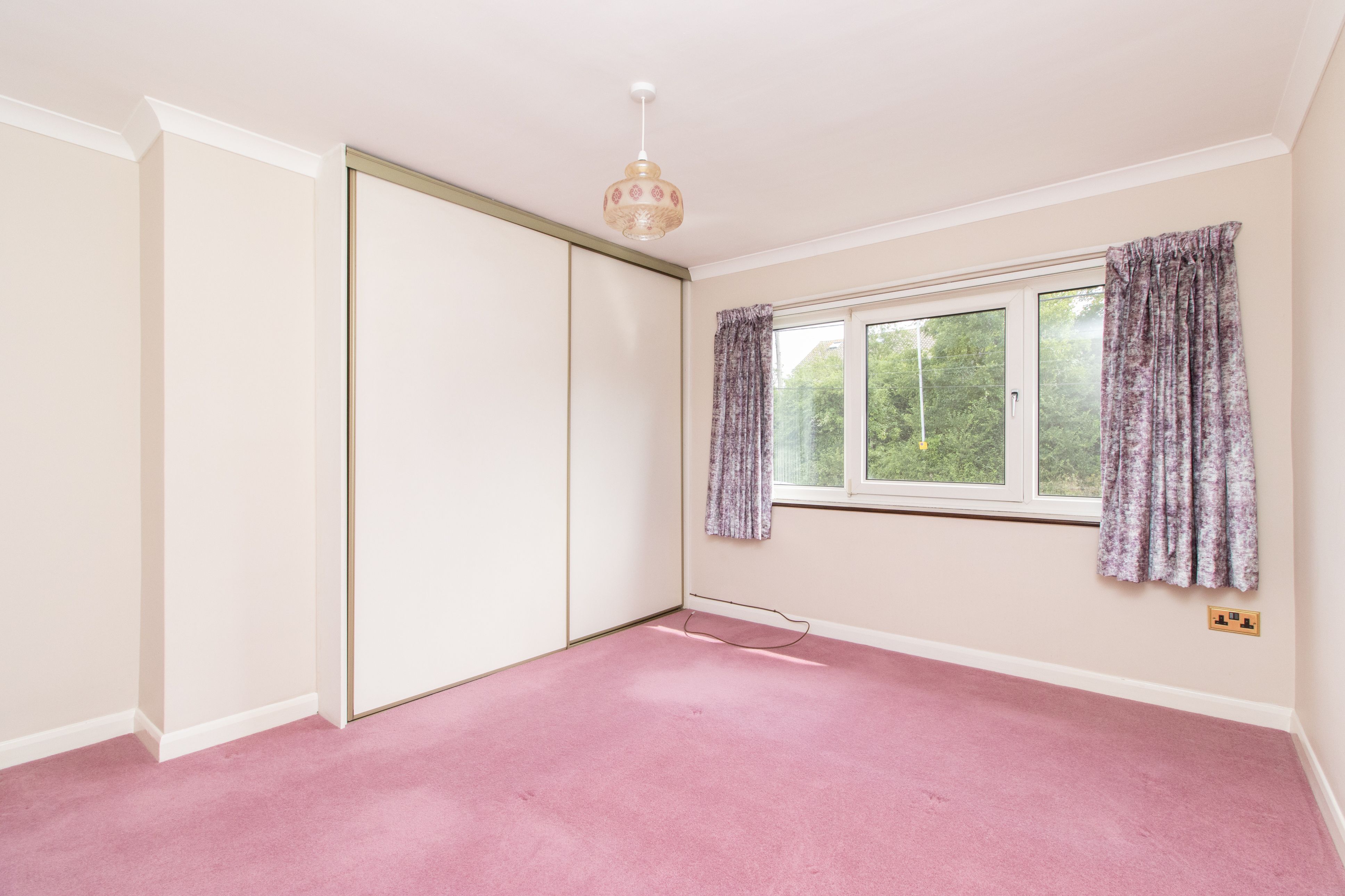 Millstrood Road, Whitstable, CT5 Street