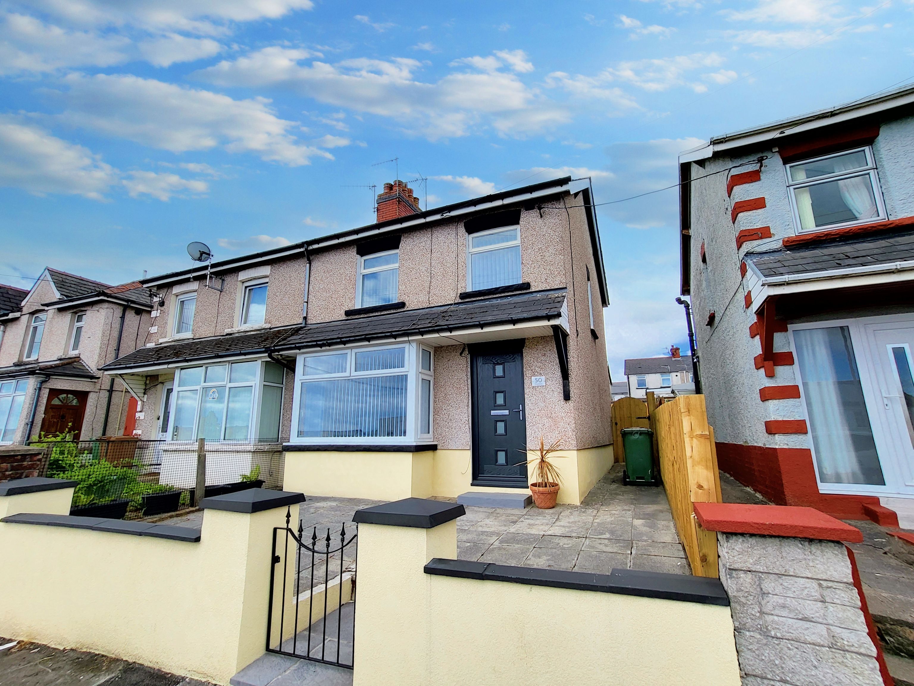 Hengoed Avenue, Cefn Hengoed, CF82 Street