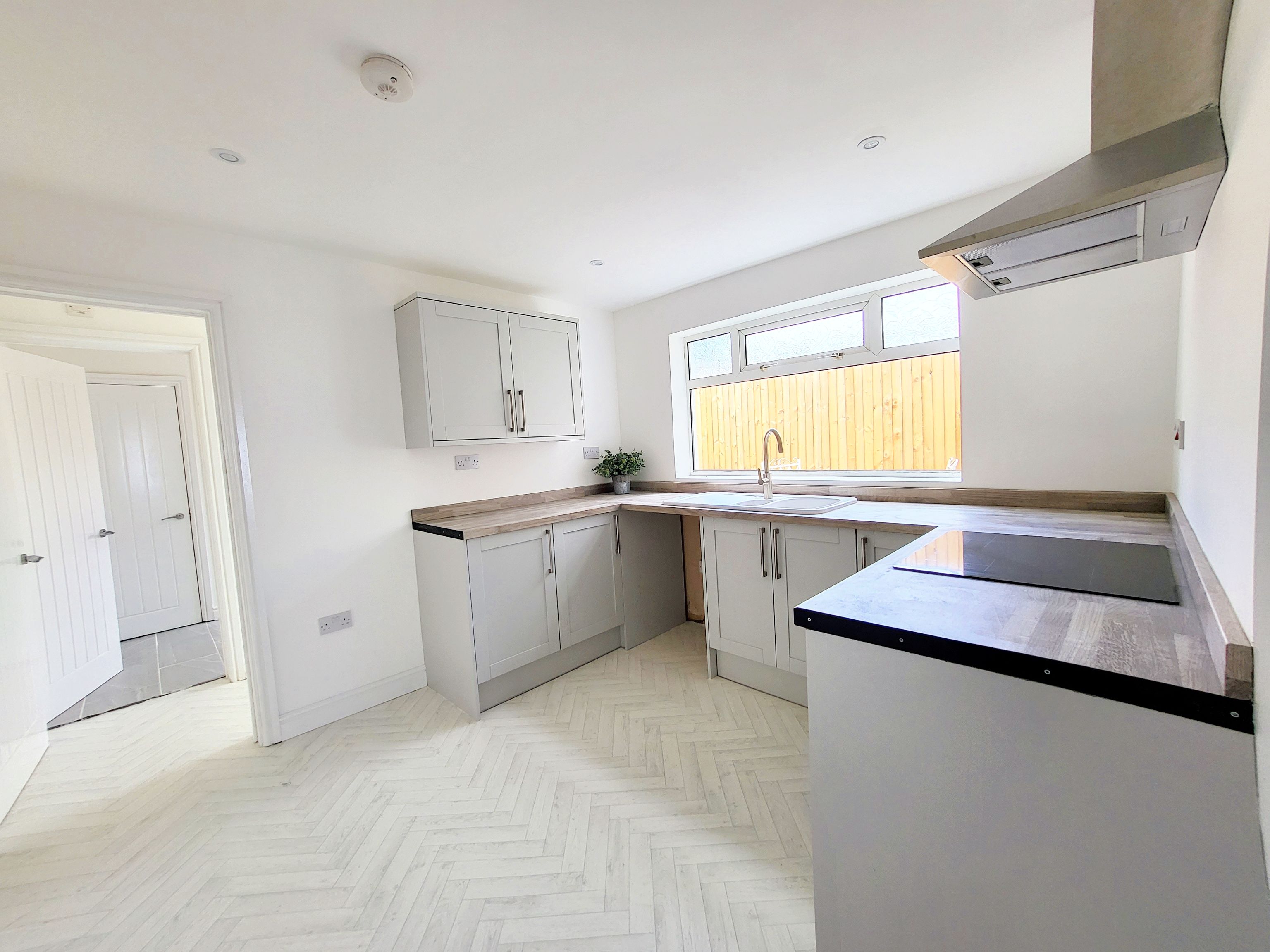 Hengoed Avenue, Cefn Hengoed, CF82 Street