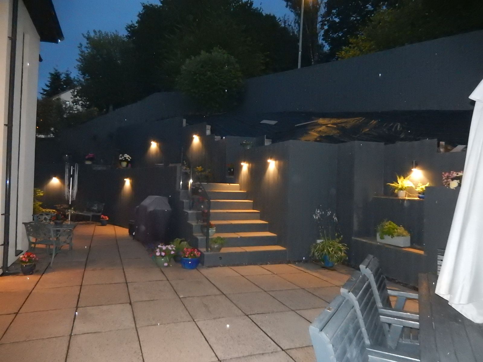 Caerphilly Close, Rhiwderin, NP10 Street