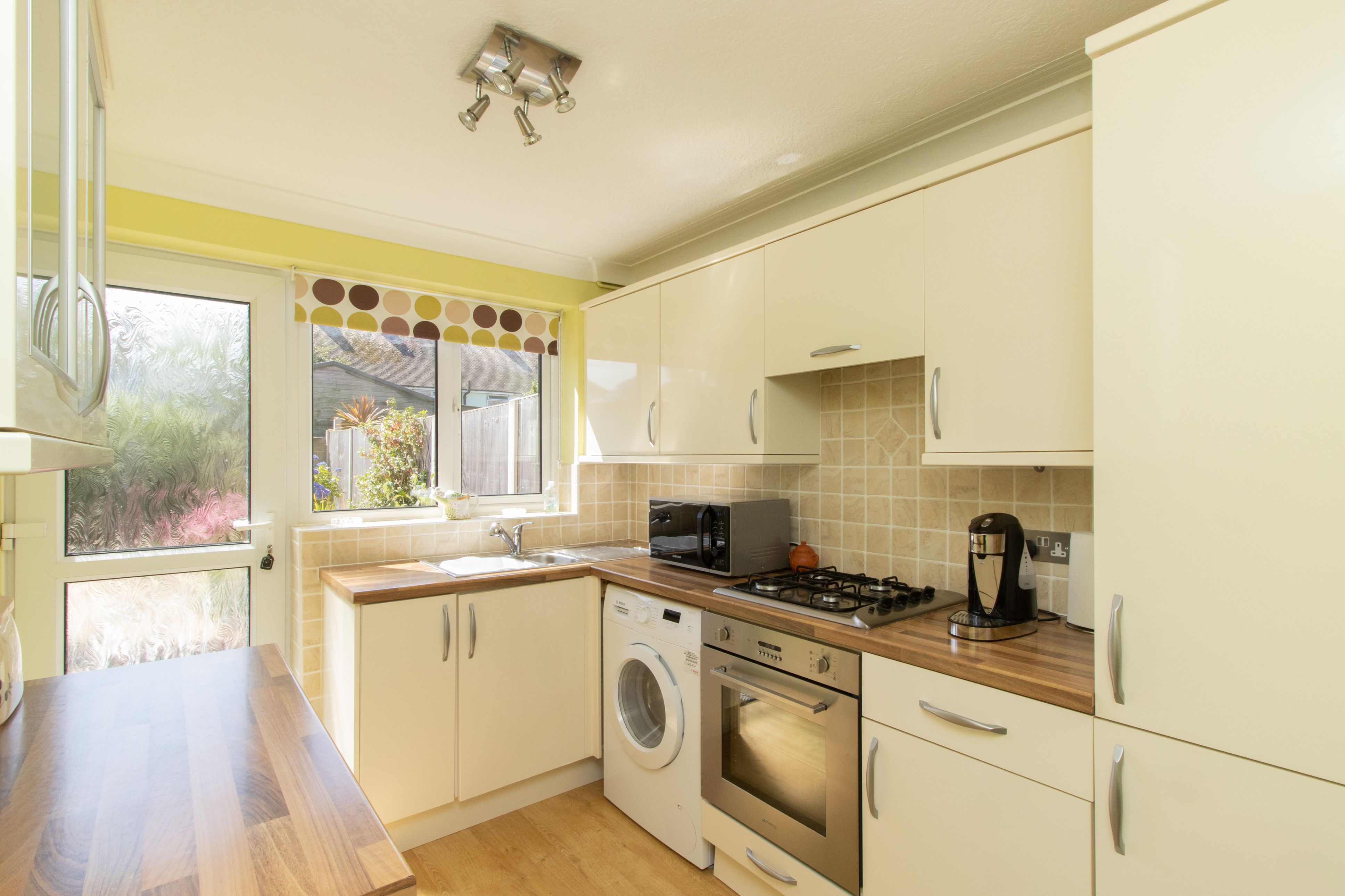 Camden Road, Broadstairs, CT10 Street