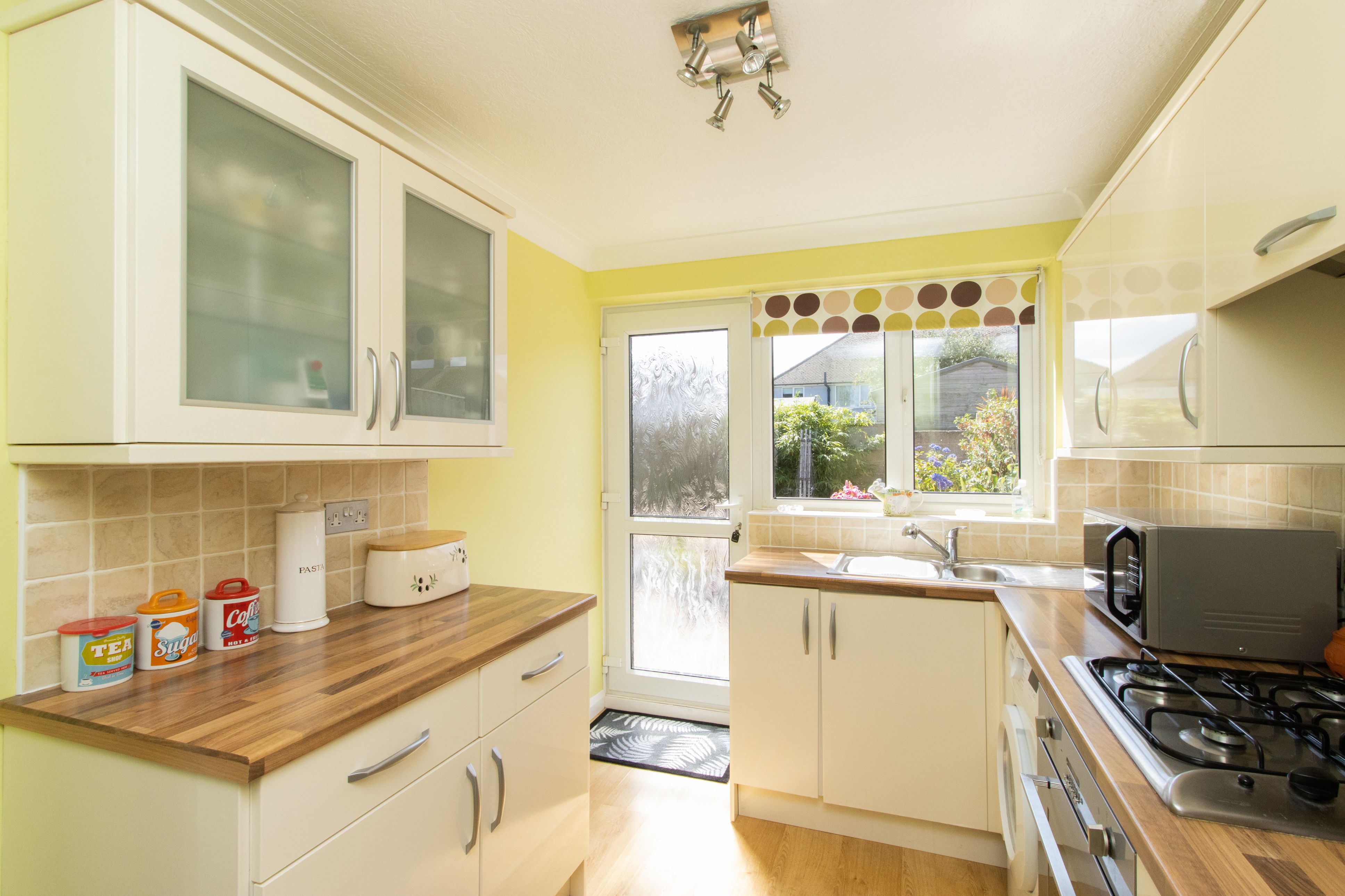 Camden Road, Broadstairs, CT10 Street