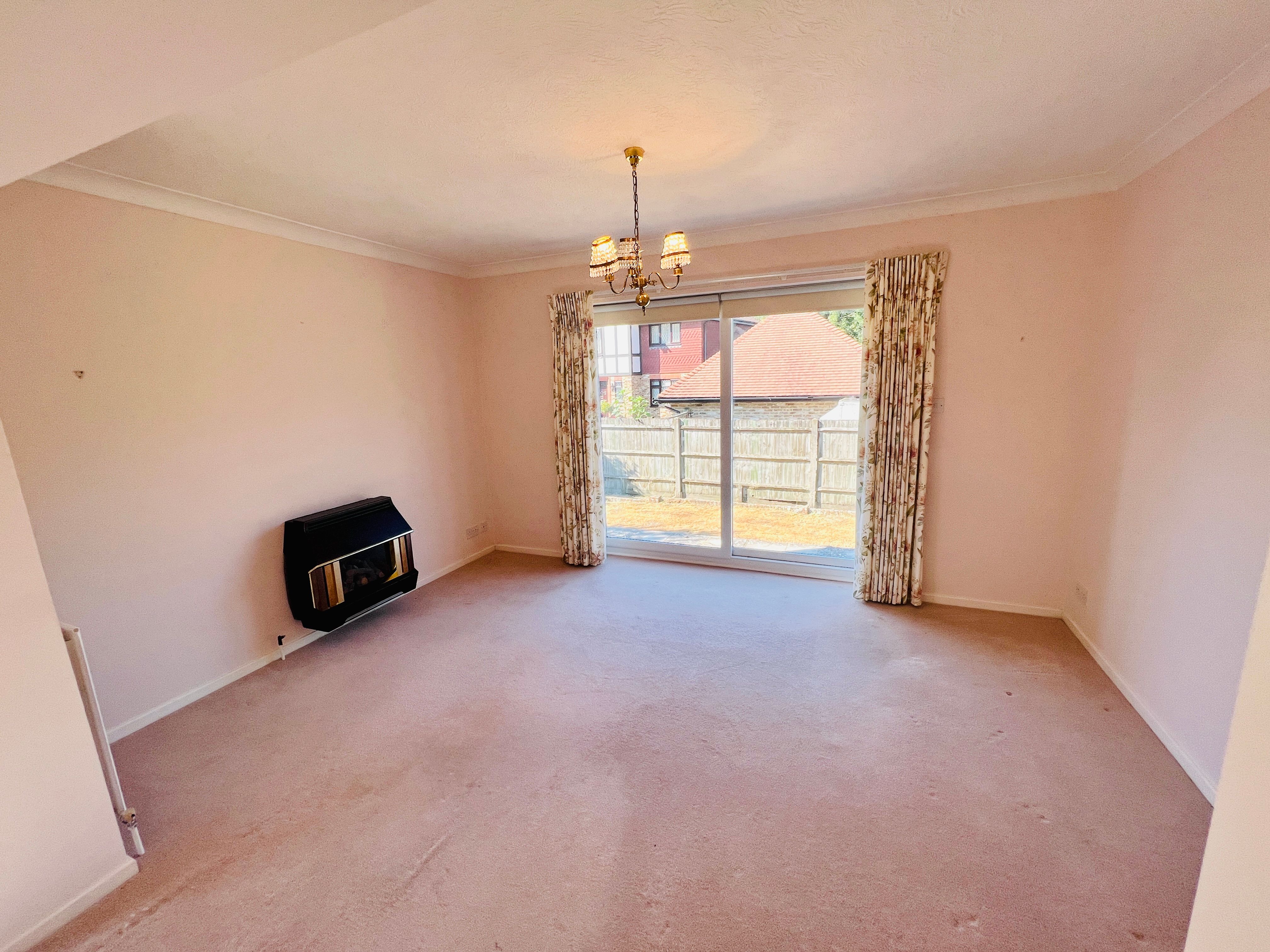 London Road, Cuckfield, RH17 Street