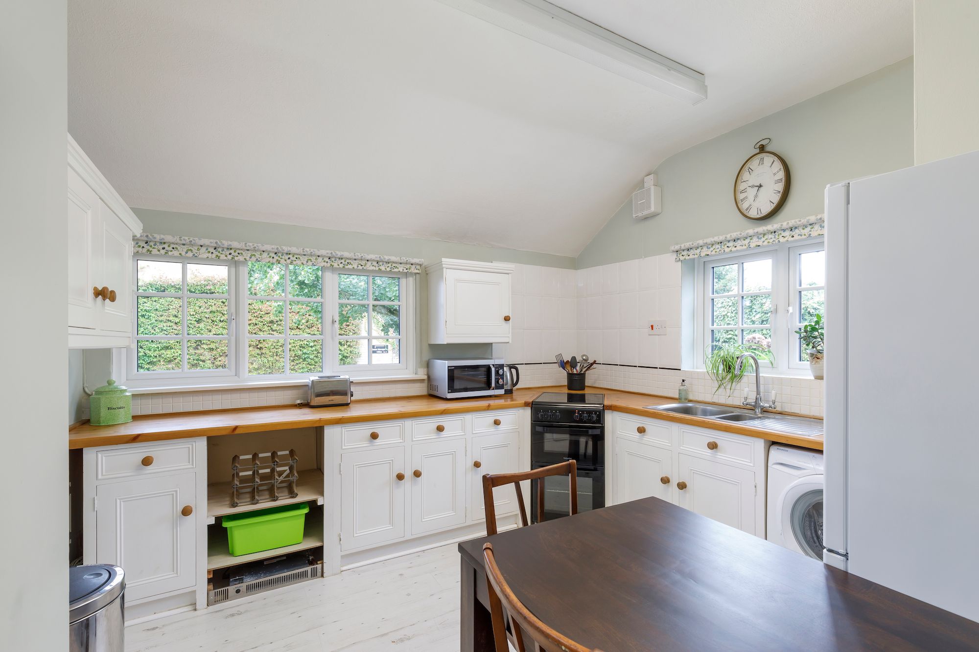 Tower House Close, Cuckfield, RH17 Street