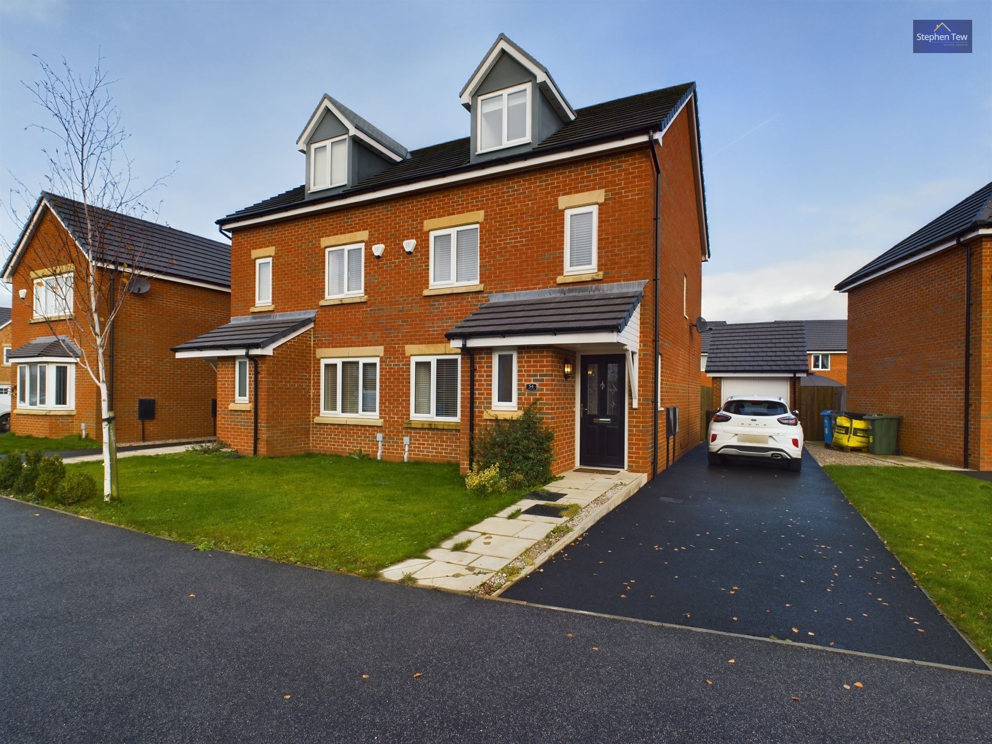 Lea Green Drive, Blackpool, FY4 Street