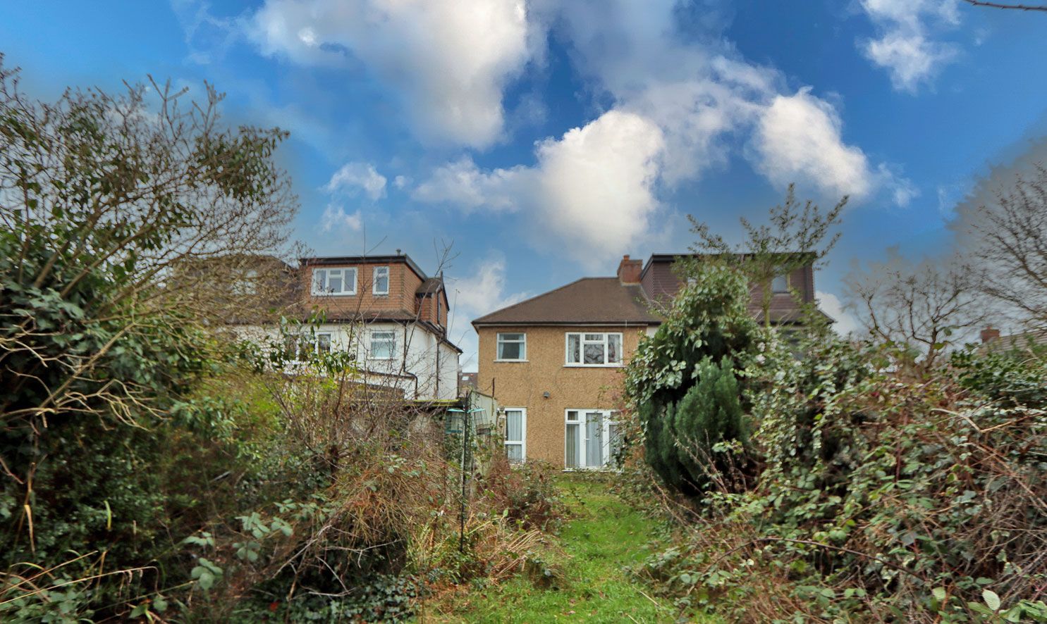 Highland Avenue, Loughton, IG10 Street