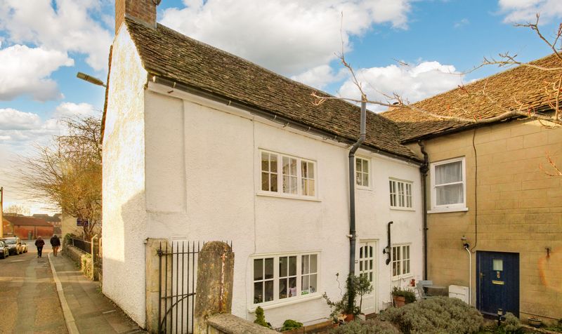 Abbey Street, Kingswood, GL12