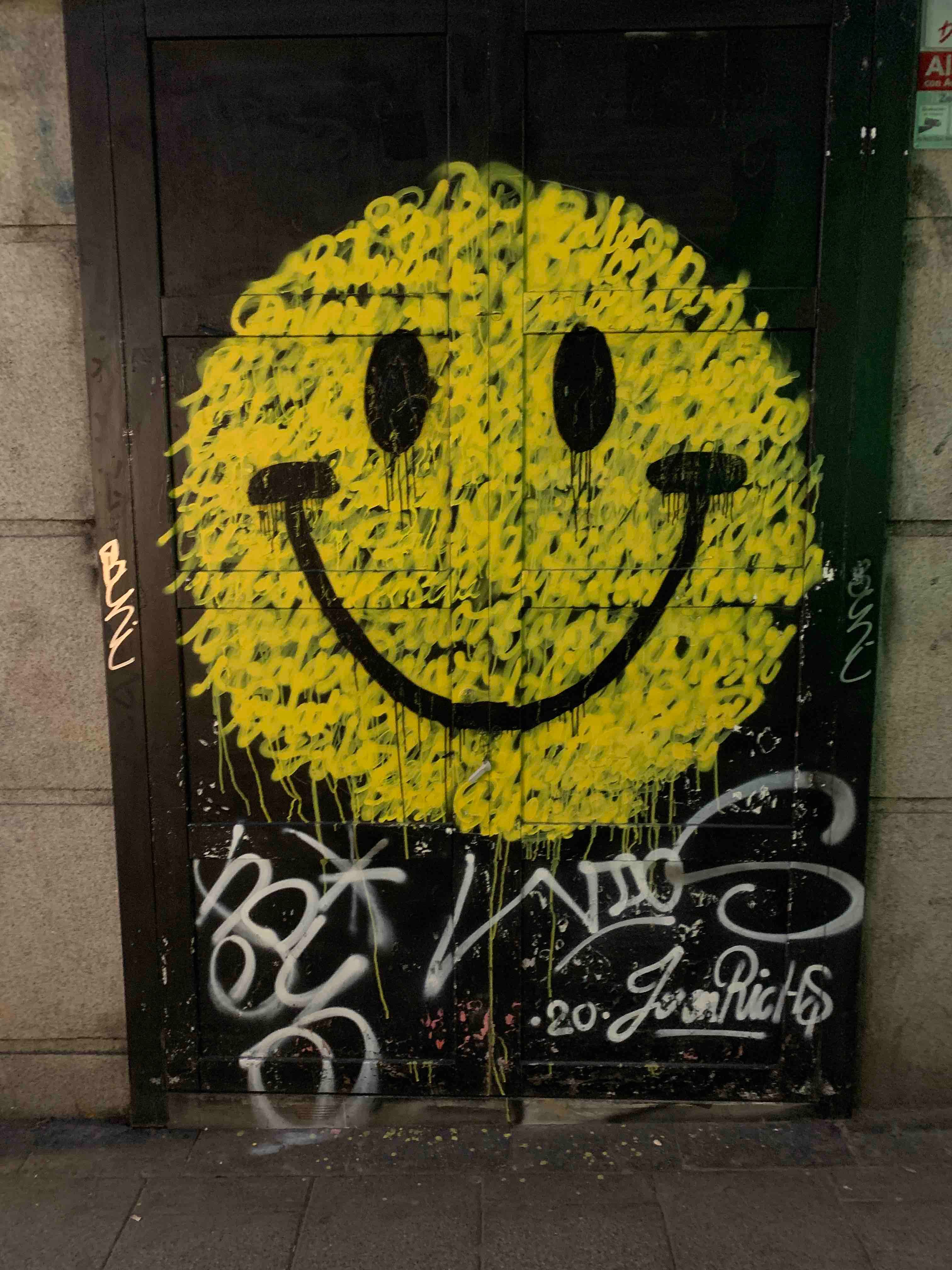 Graffiti 3840  capturé par Julien à Madrid Spain