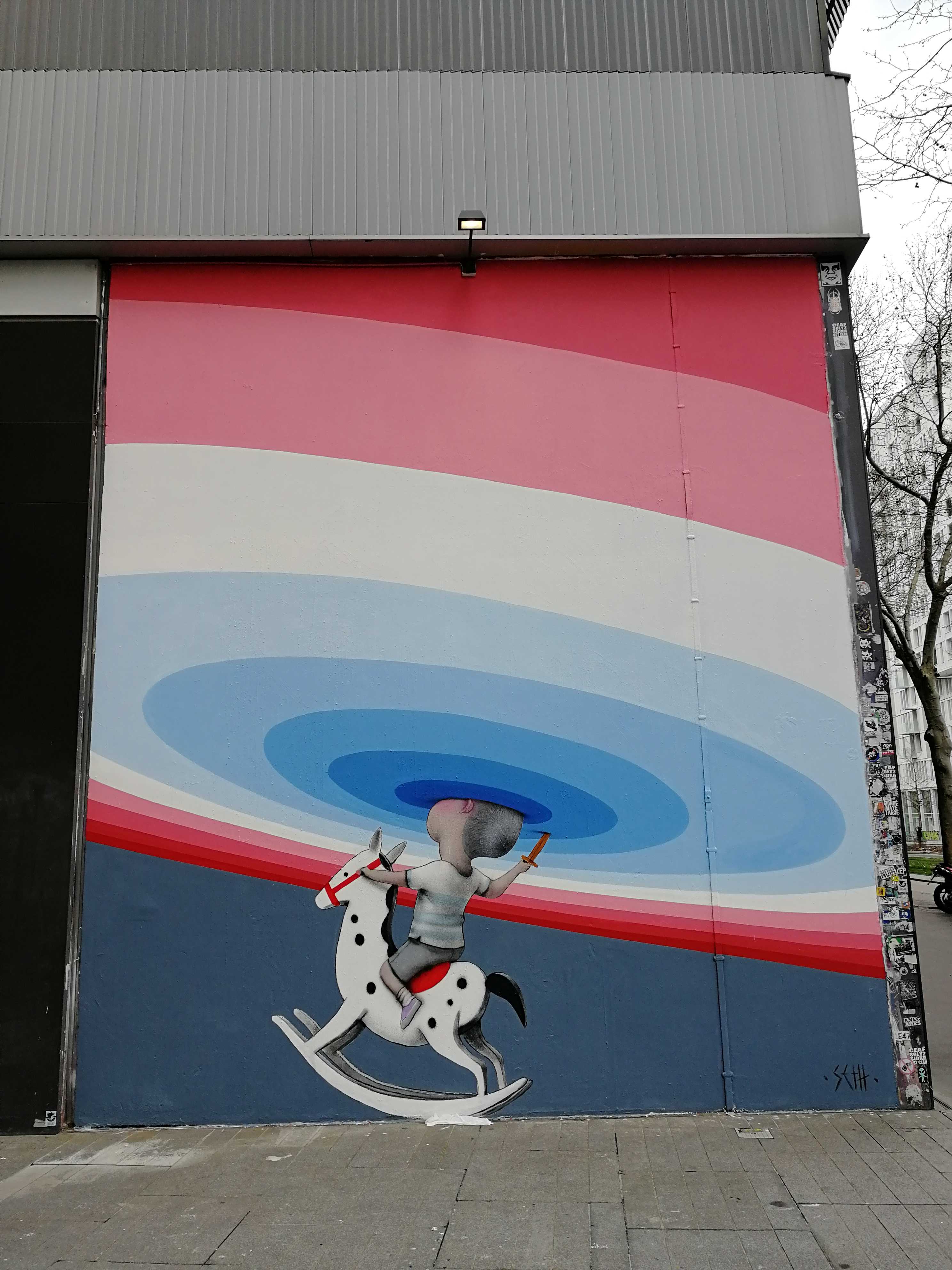 Graffiti 3949  by the artist Seth captured by Rabot in Paris France