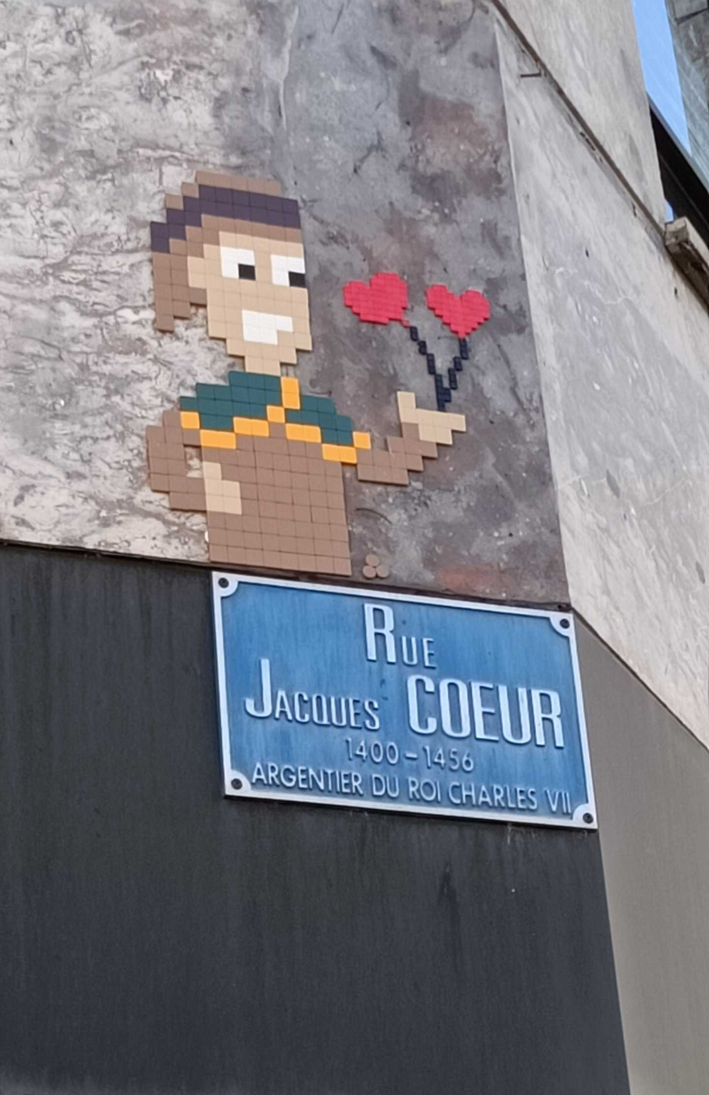 Mosaic 5748 Jacques Coeur  by the artist Mifamosa captured by Rabot in Bourges France