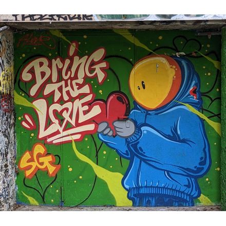  france-valence-graffiti