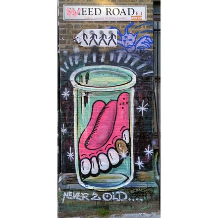 Weed road united-kingdom-england-graffiti