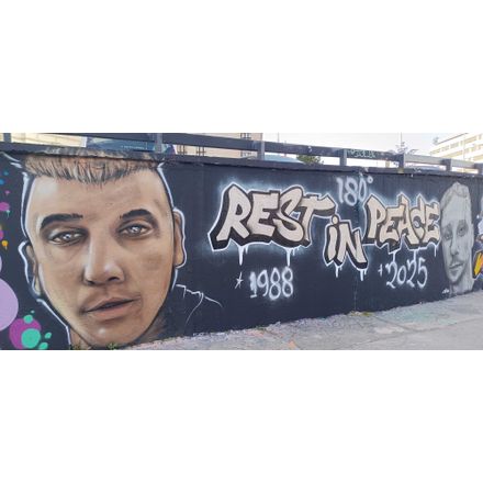  czechia-hlavni-mesto-praha-graffiti