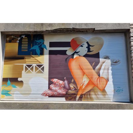  france-vallon-pont-d-arc-graffiti